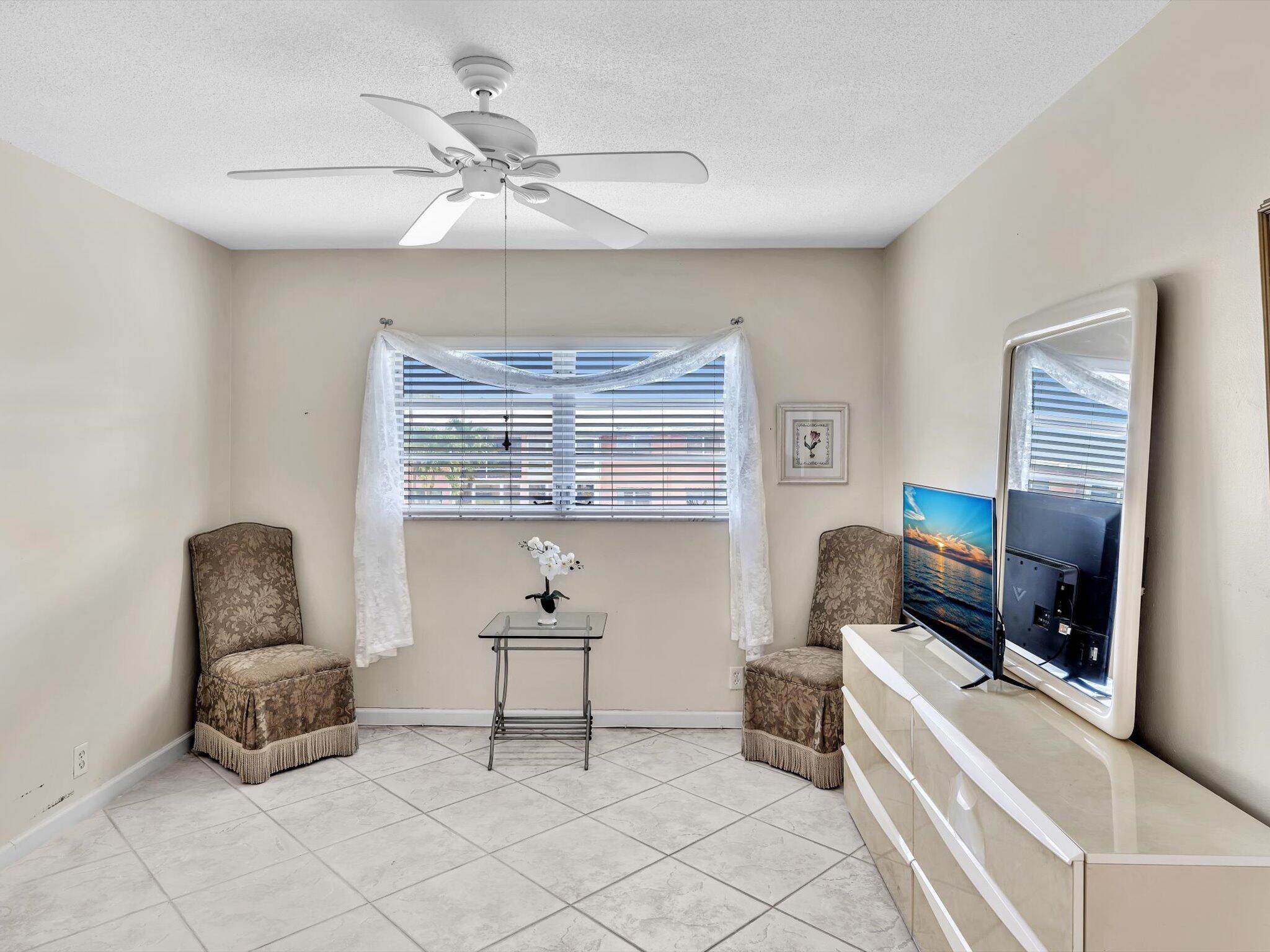 300 NE 20th Street 6040