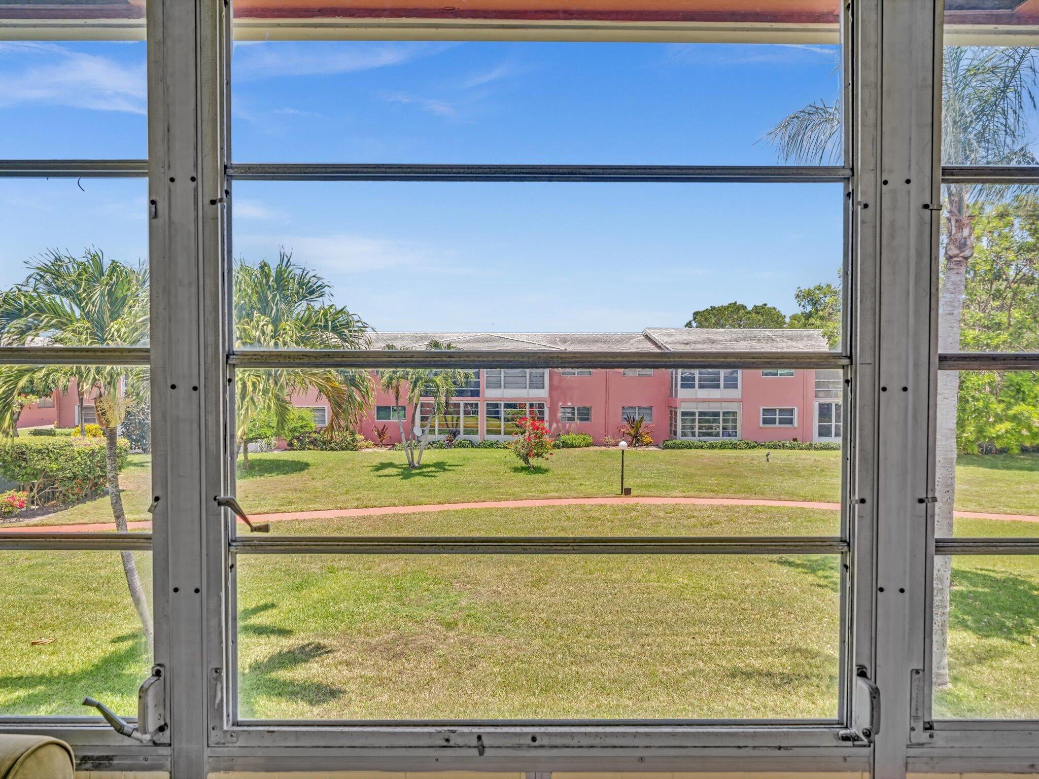 300 NE 20th Street 6040