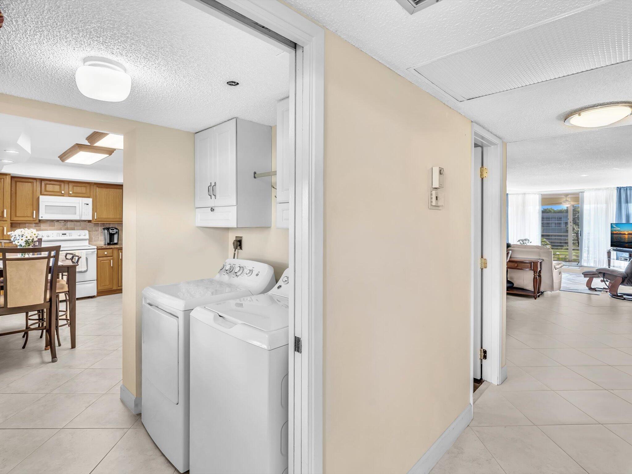 3510 Oaks Way 409