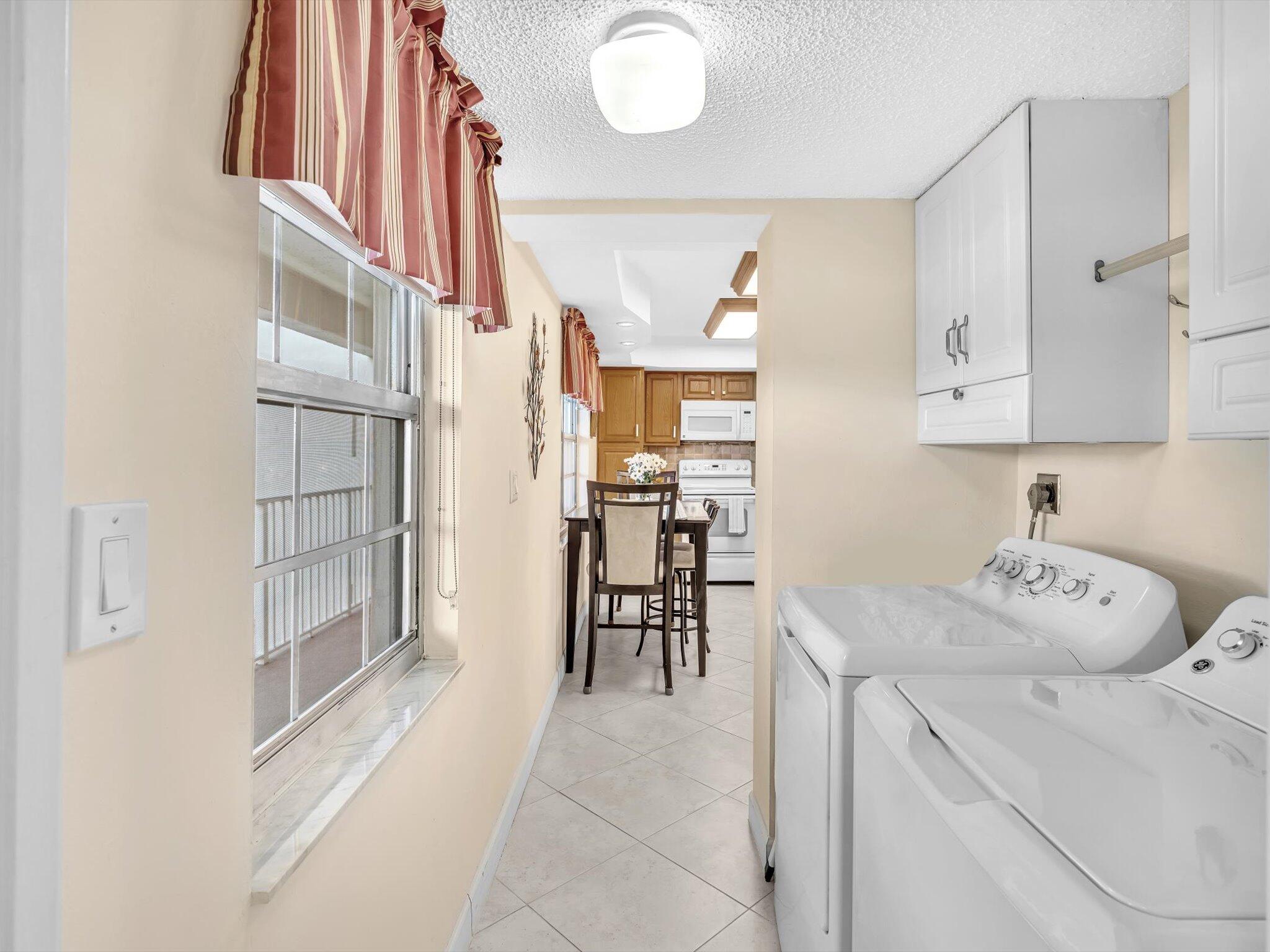 3510 Oaks Way 409