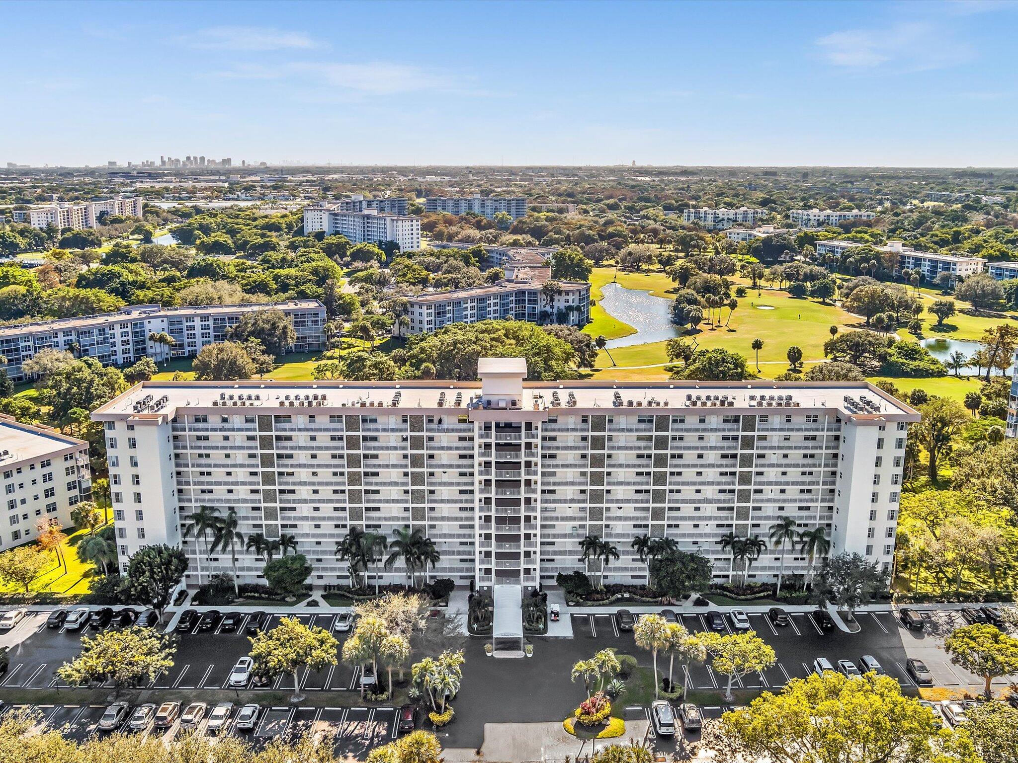 3510 Oaks Way 409
