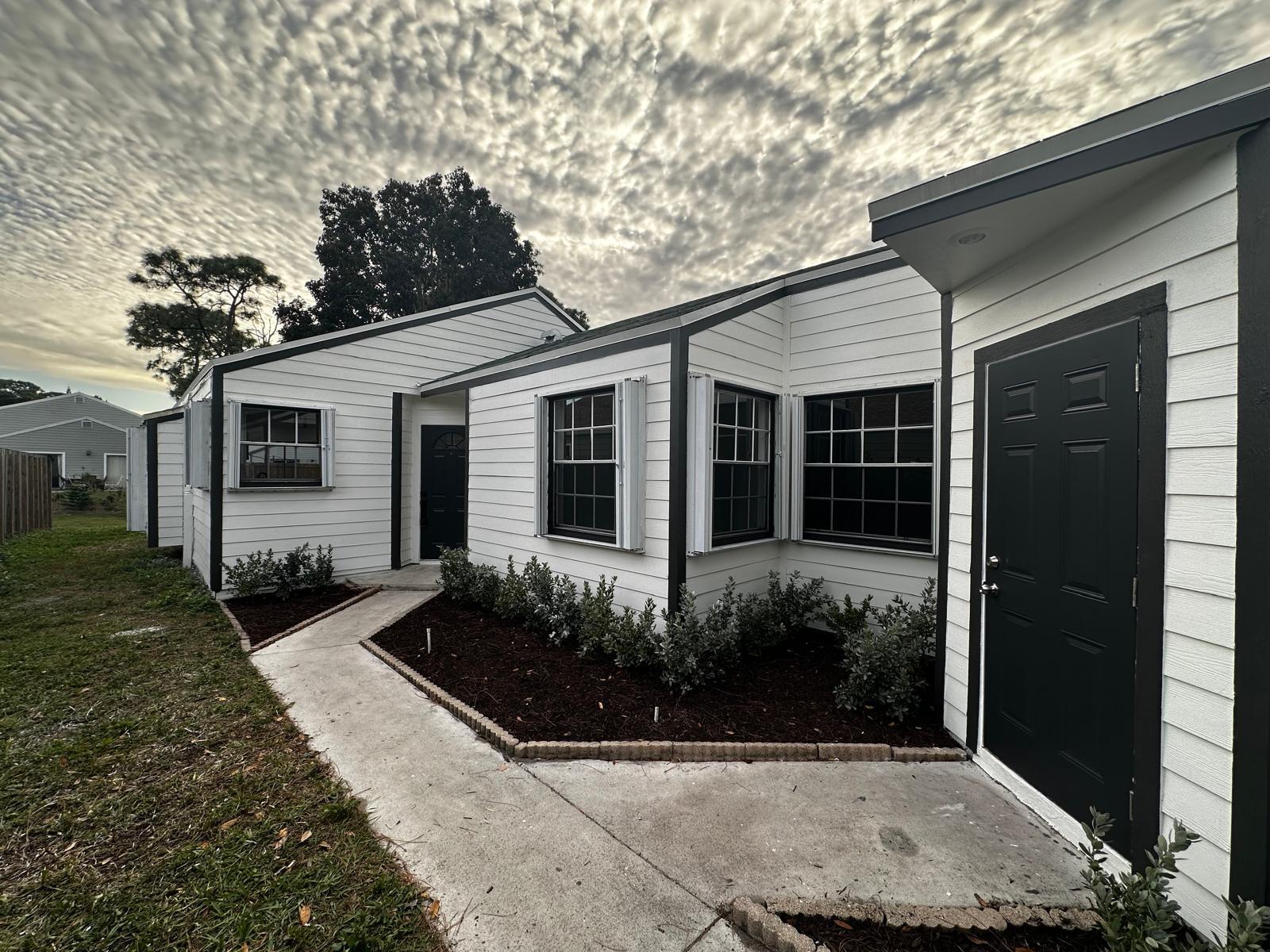5740 Rambler Rose Way