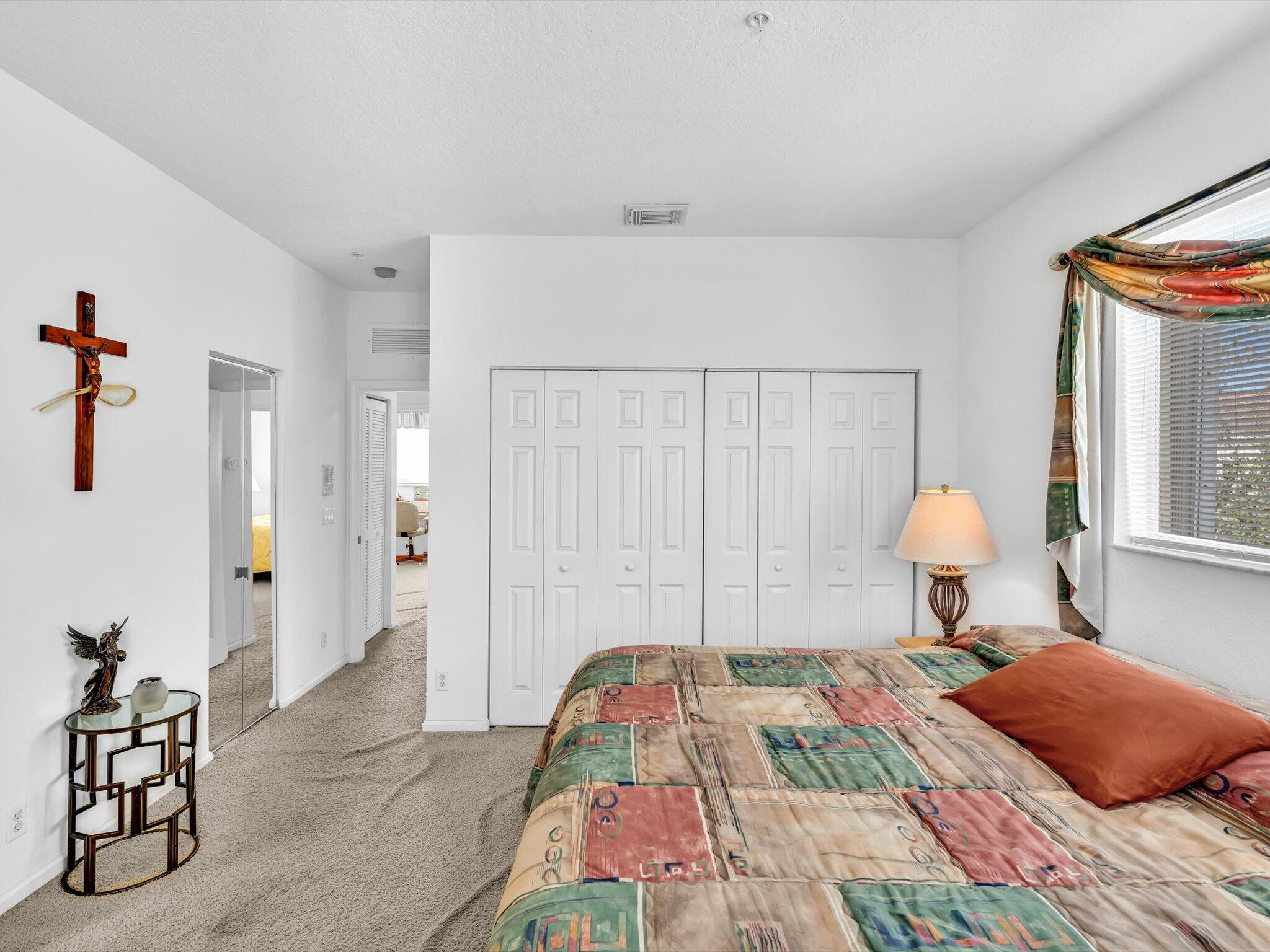 2921 S Greenleaf Circle