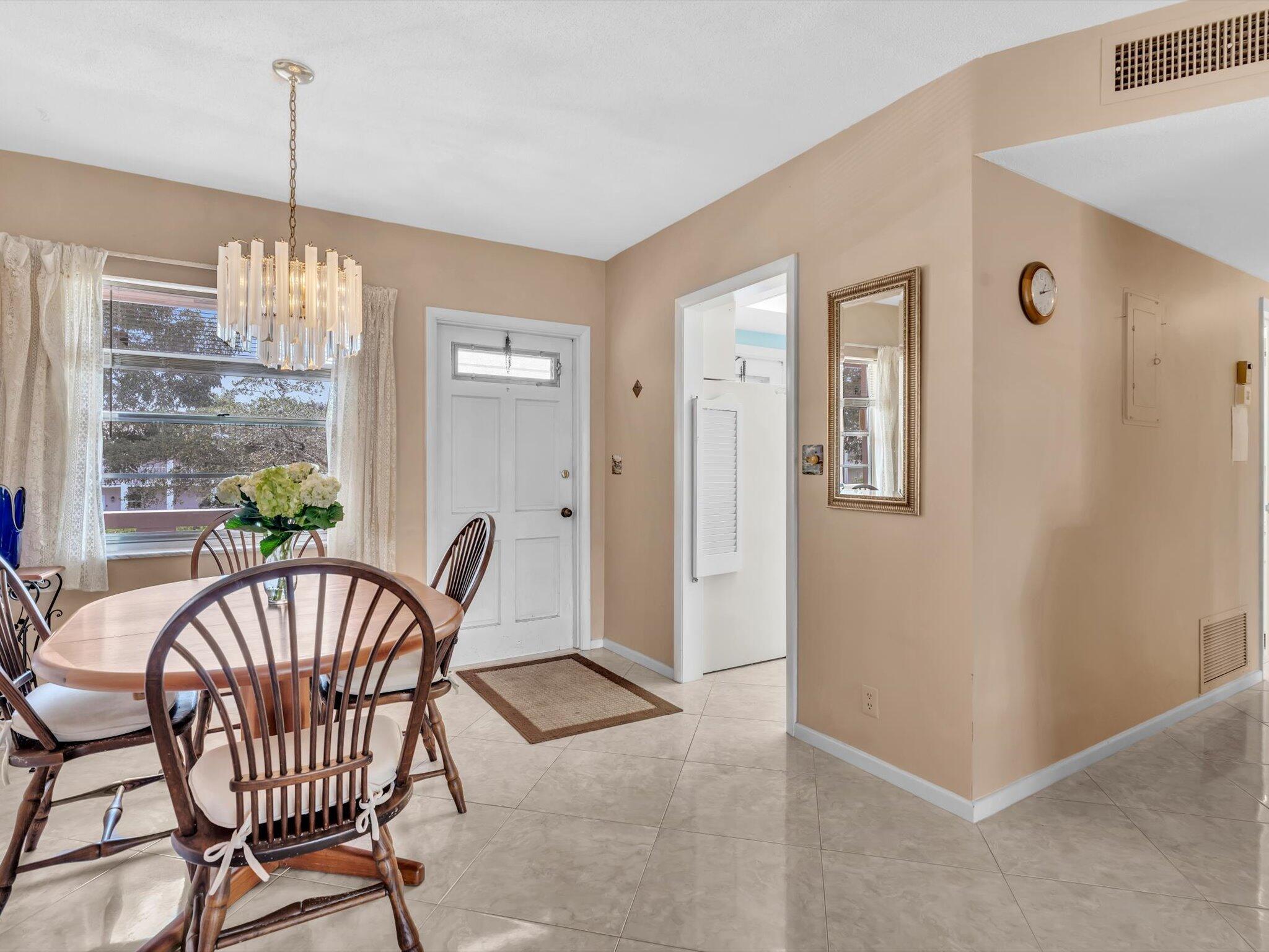 300 NE 20th Street 605