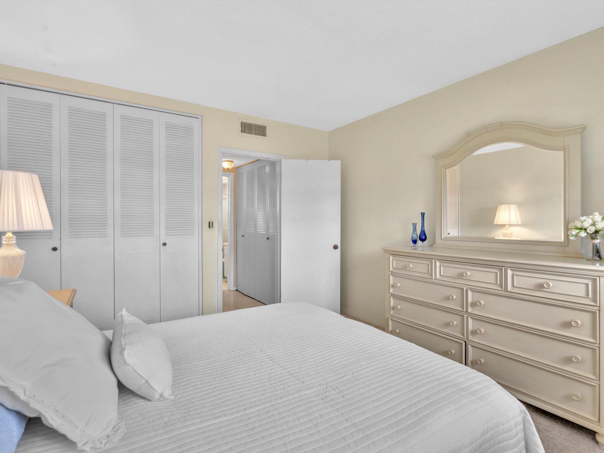 300 NE 20th Street 605