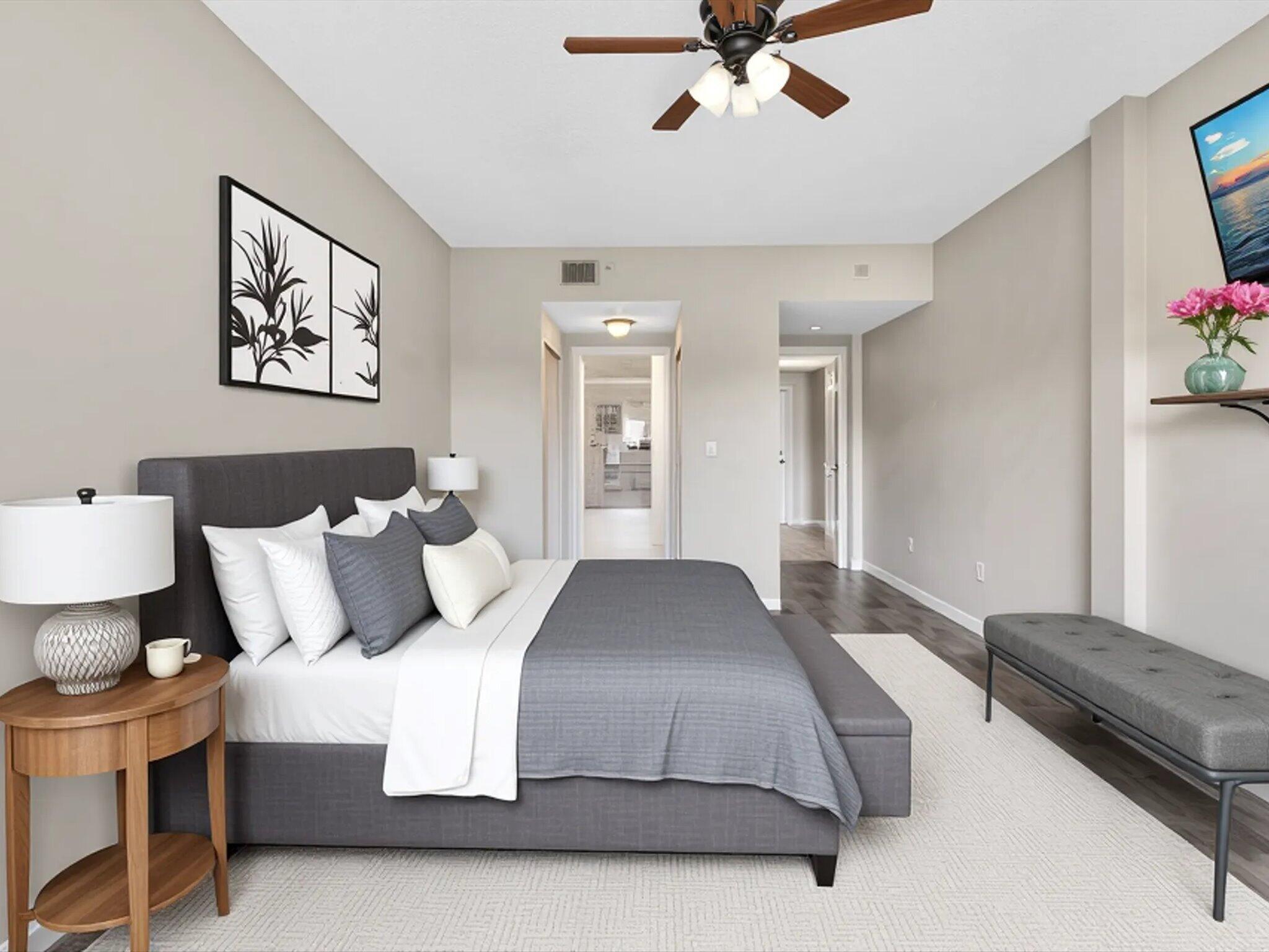 2105 Lavers Circle 406