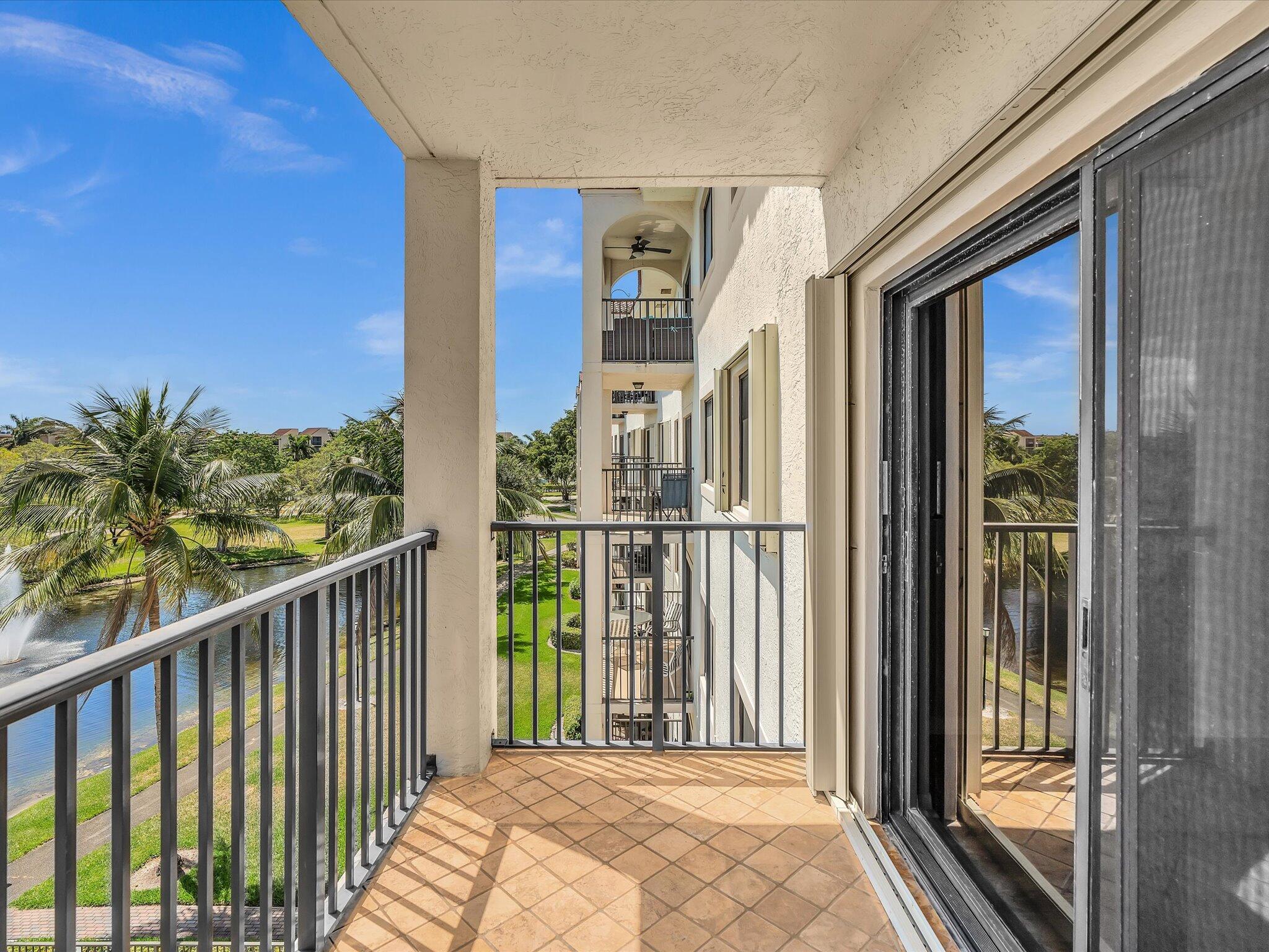 2105 Lavers Circle 406