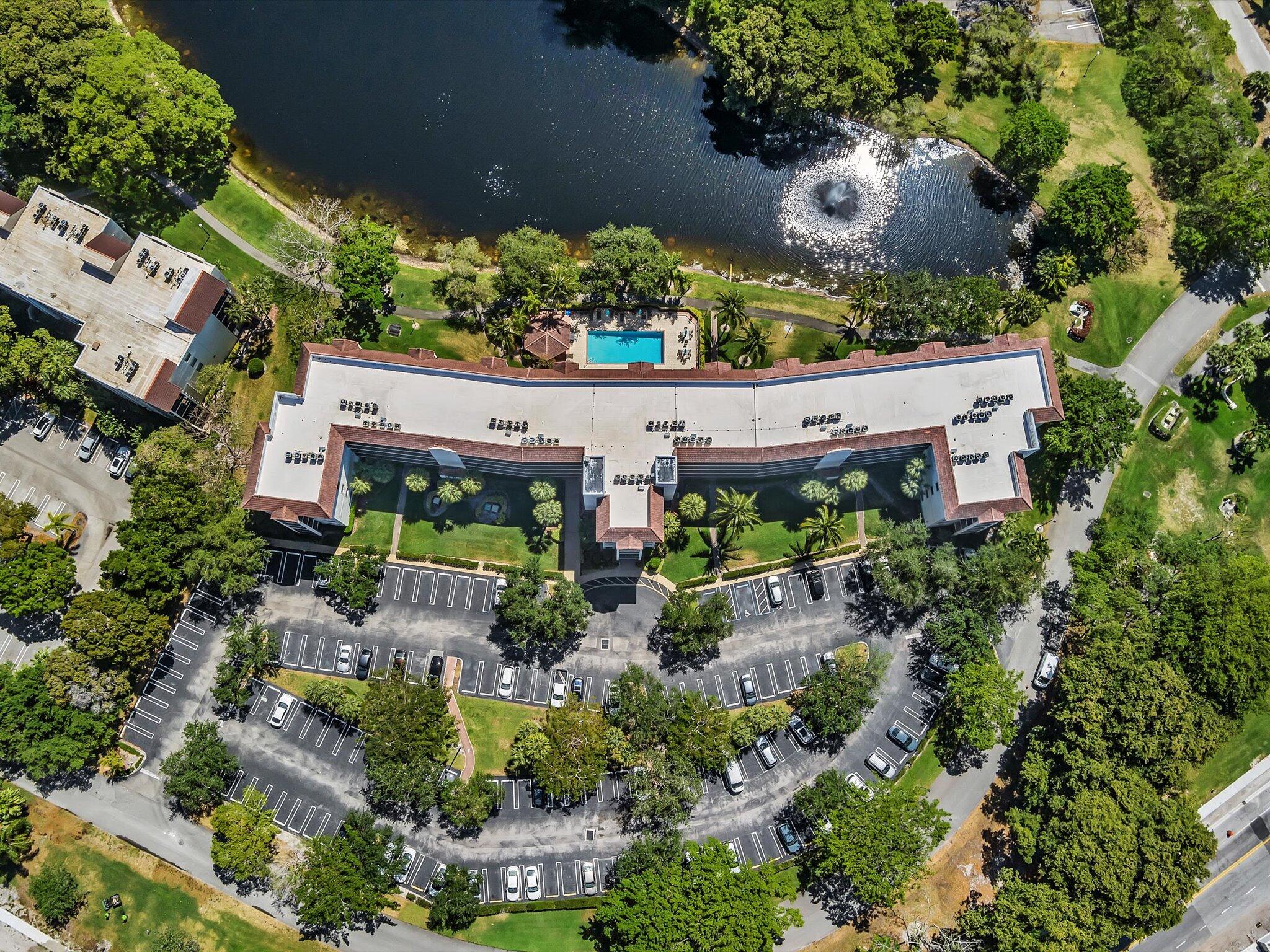 2105 Lavers Circle 406