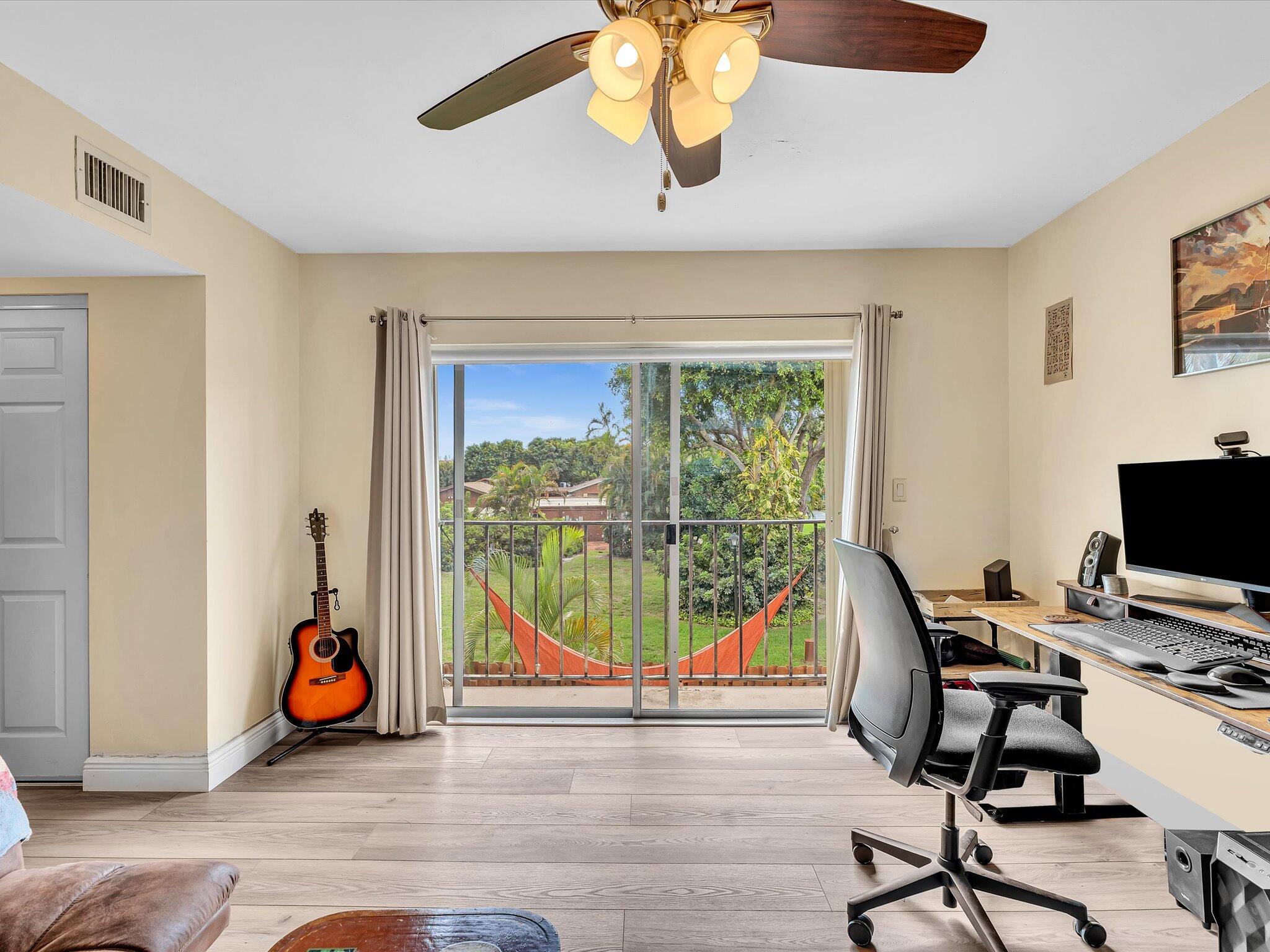 530 SE 28th Avenue 23a