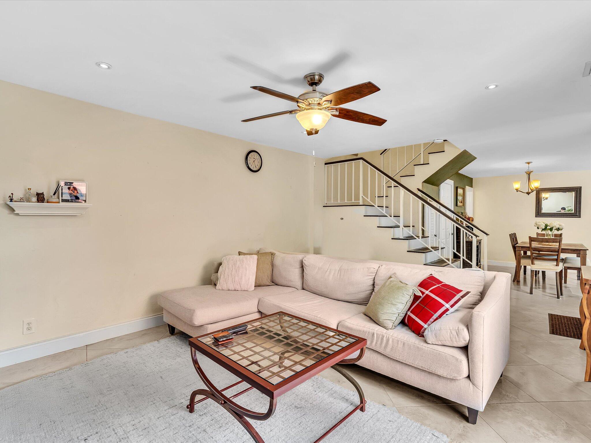 530 SE 28th Avenue 23a