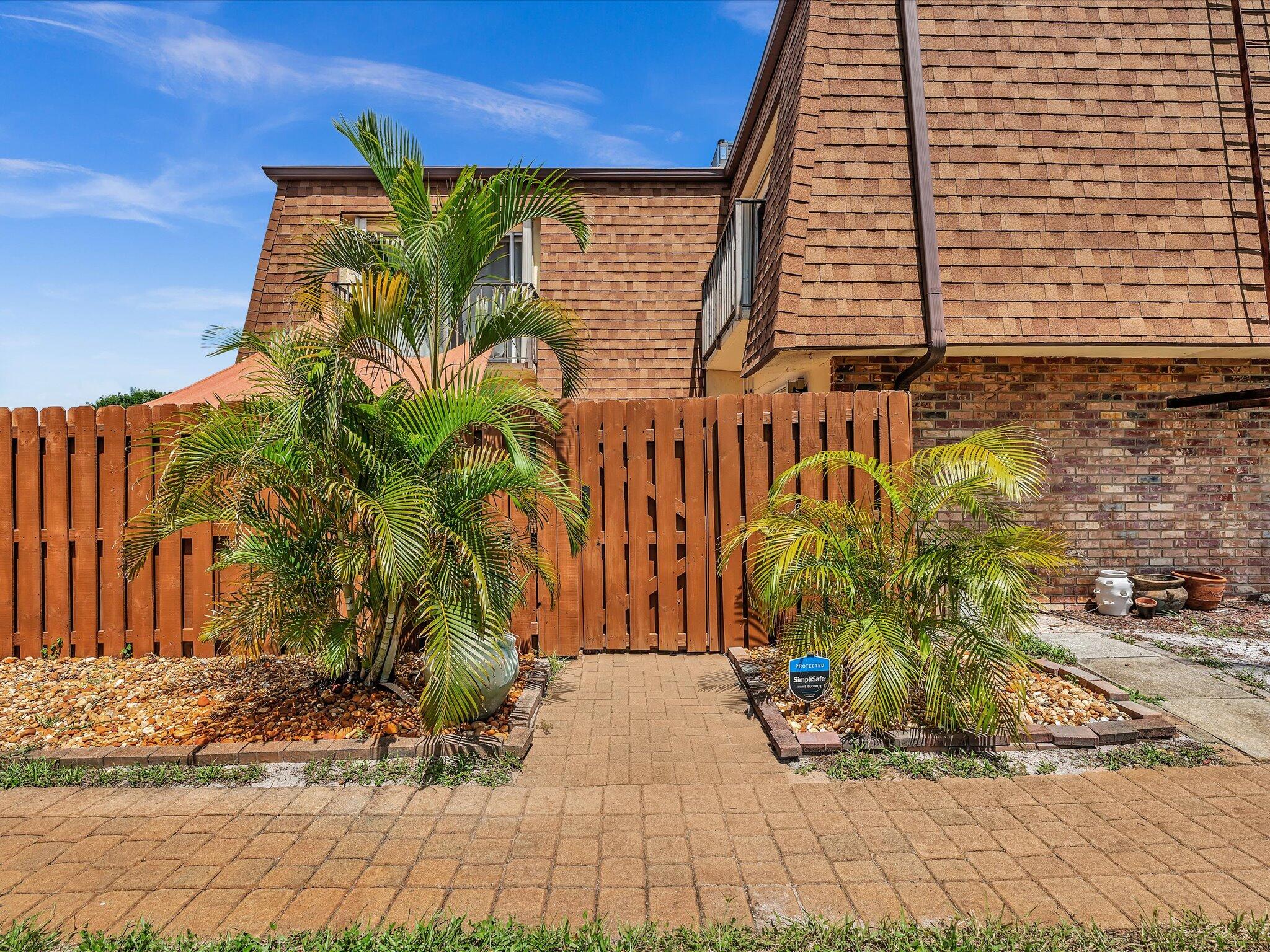 530 SE 28th Avenue 23a