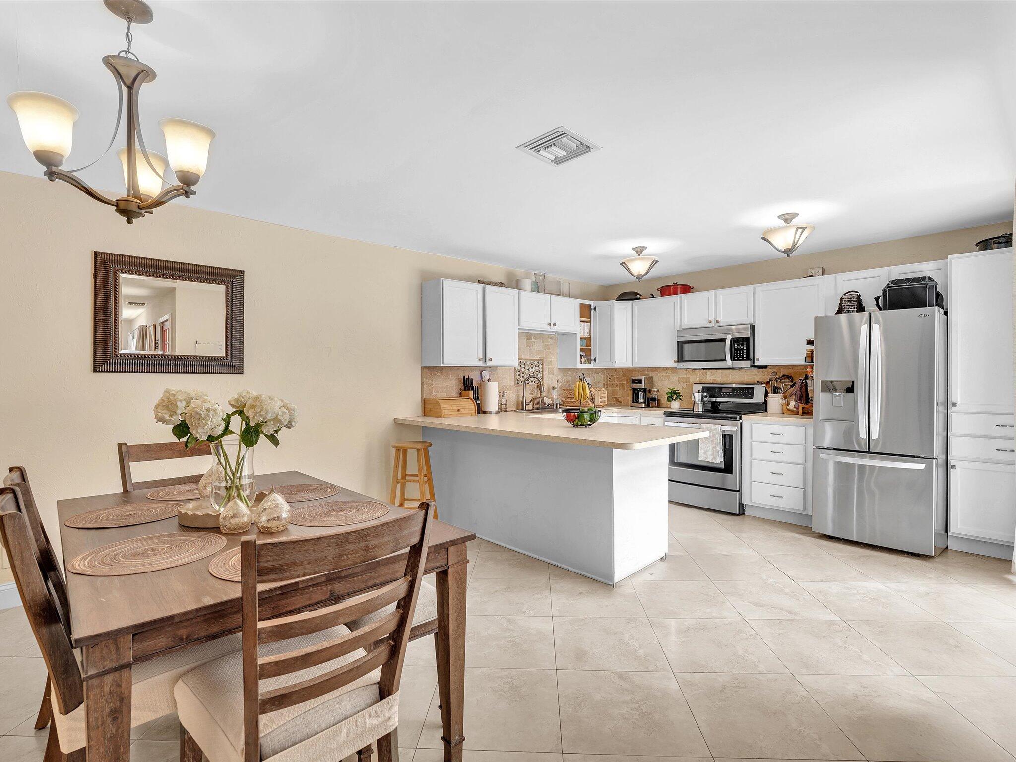 530 SE 28th Avenue 23a