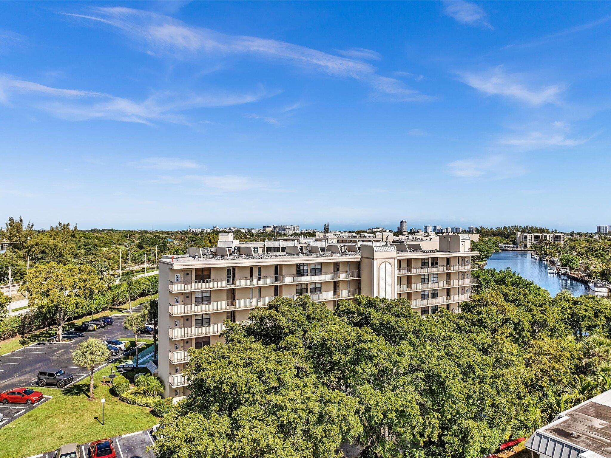 21 Royal Palm Way 303