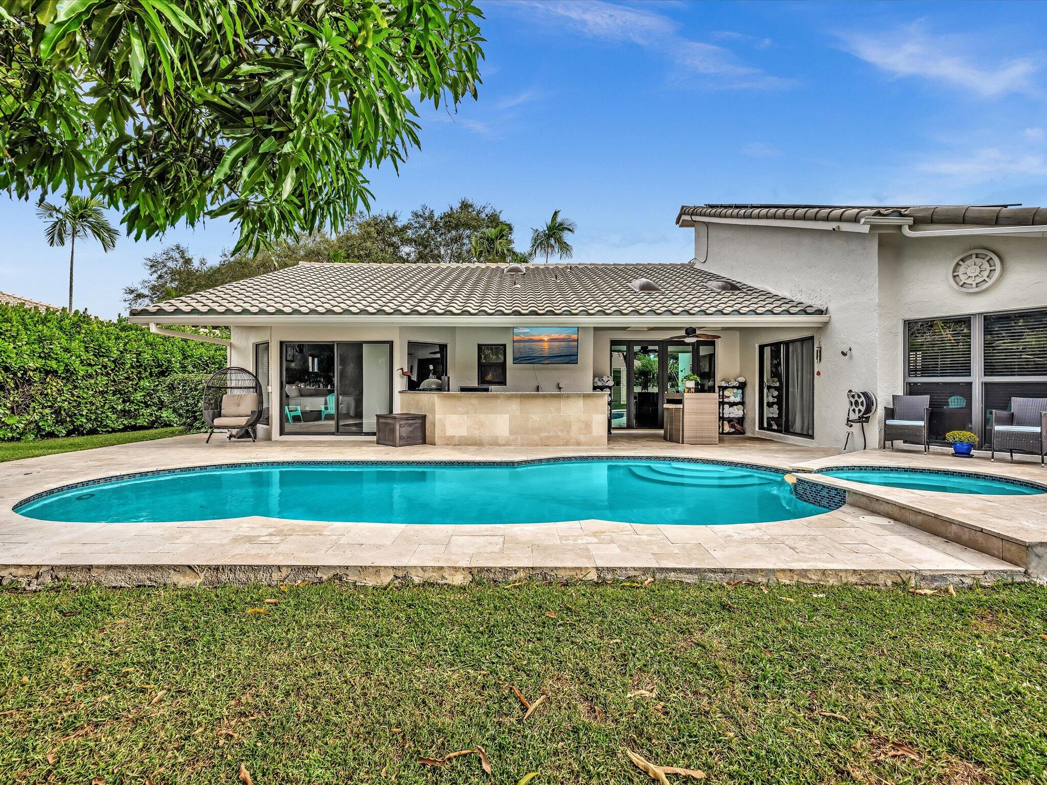 8929 NW 53rd Manor