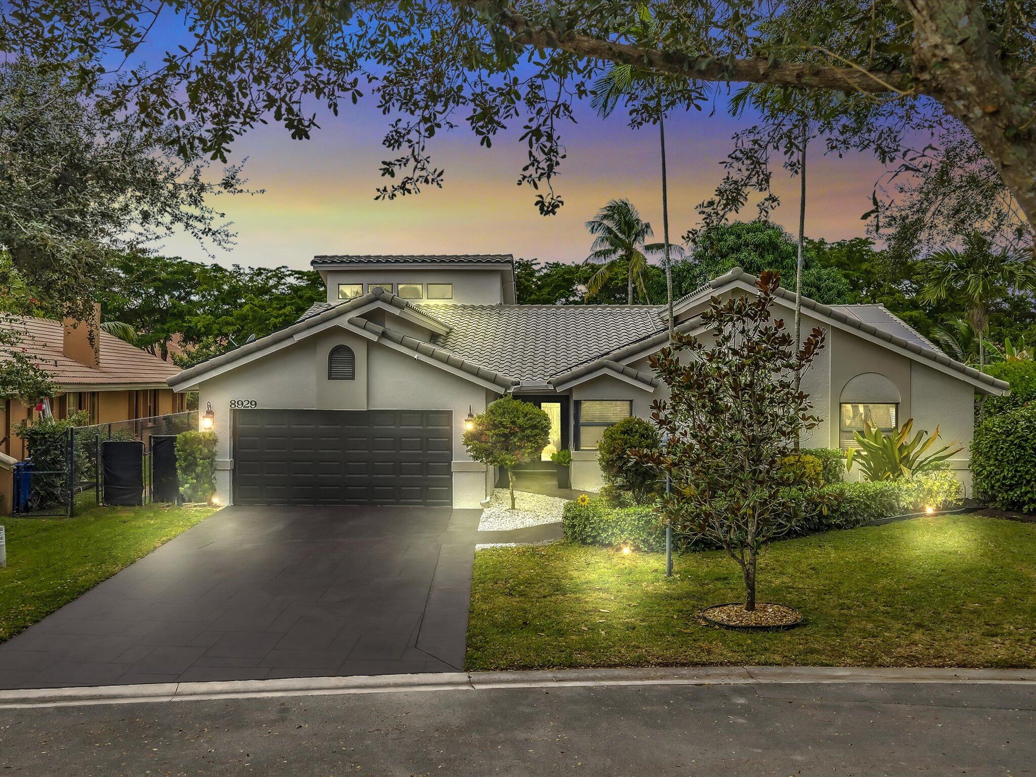 8929 NW 53rd Manor