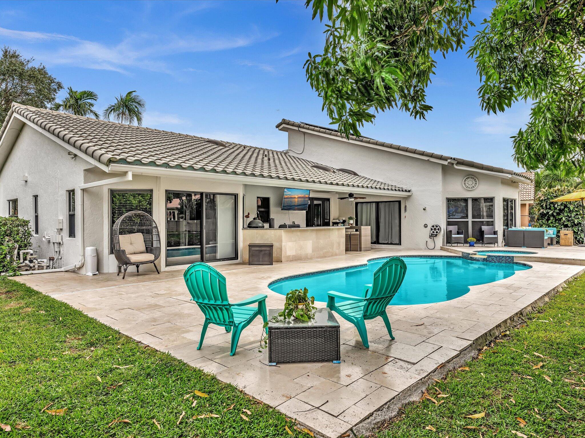 8929 NW 53rd Manor