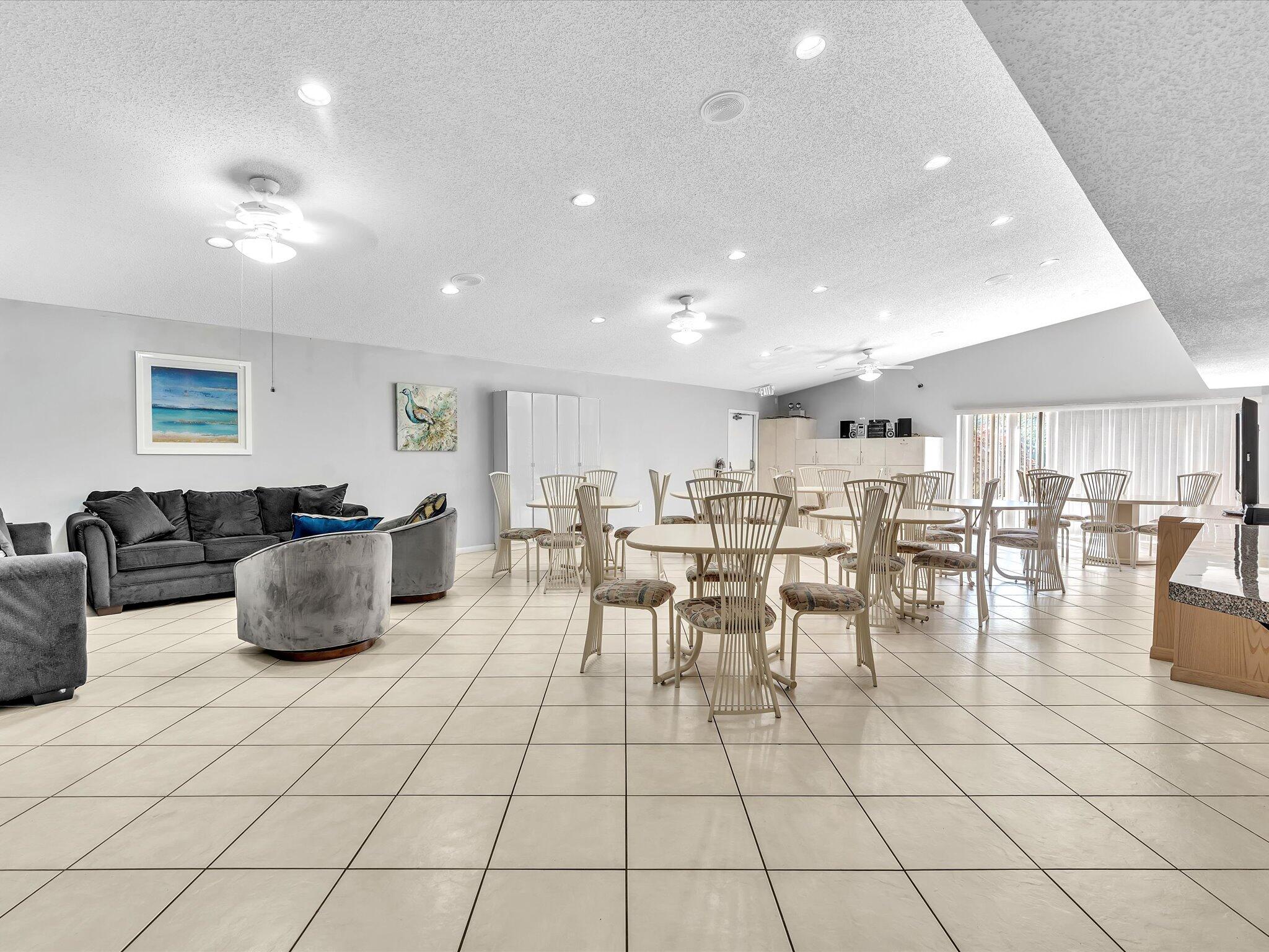 4441 NW 22nd Road 414