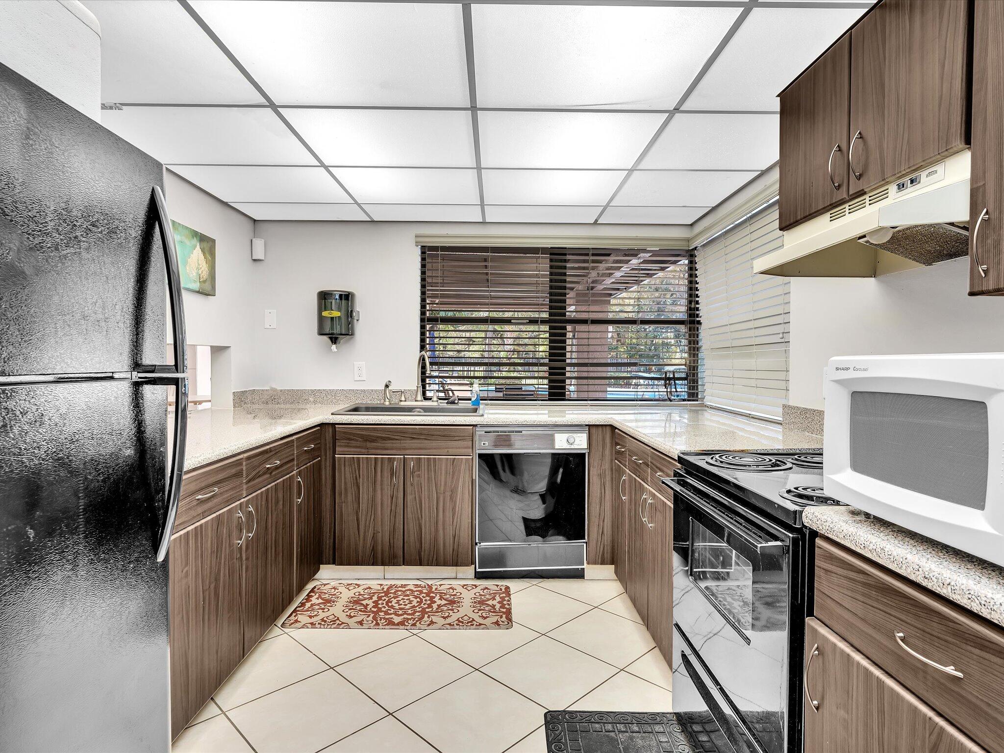 4441 NW 22nd Road 414