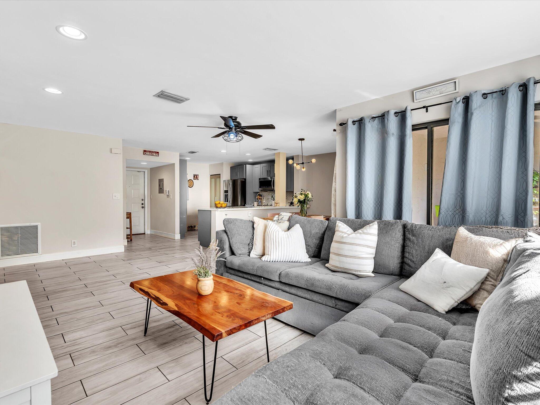4441 NW 22nd Road 414