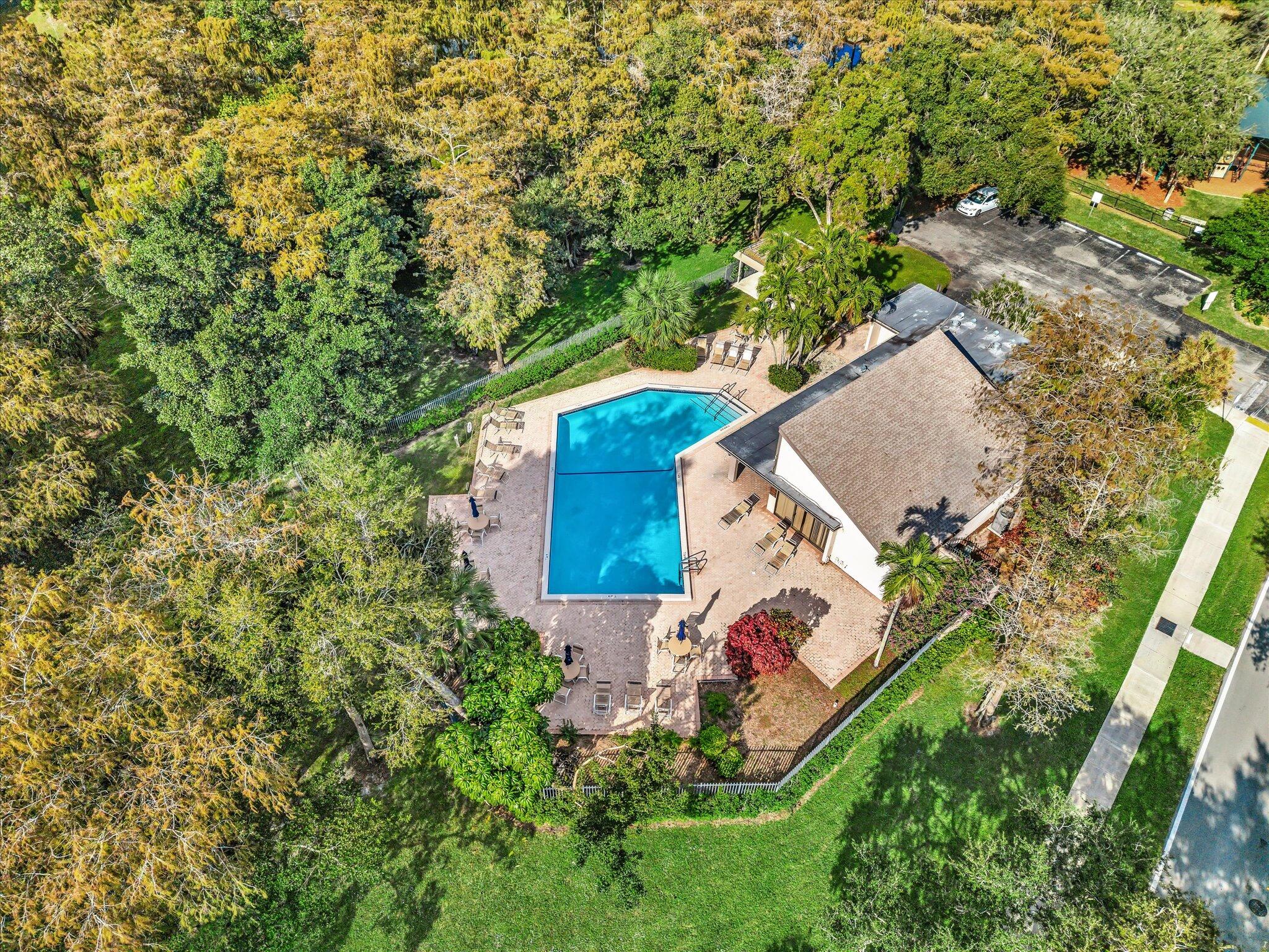 4441 NW 22nd Road 414