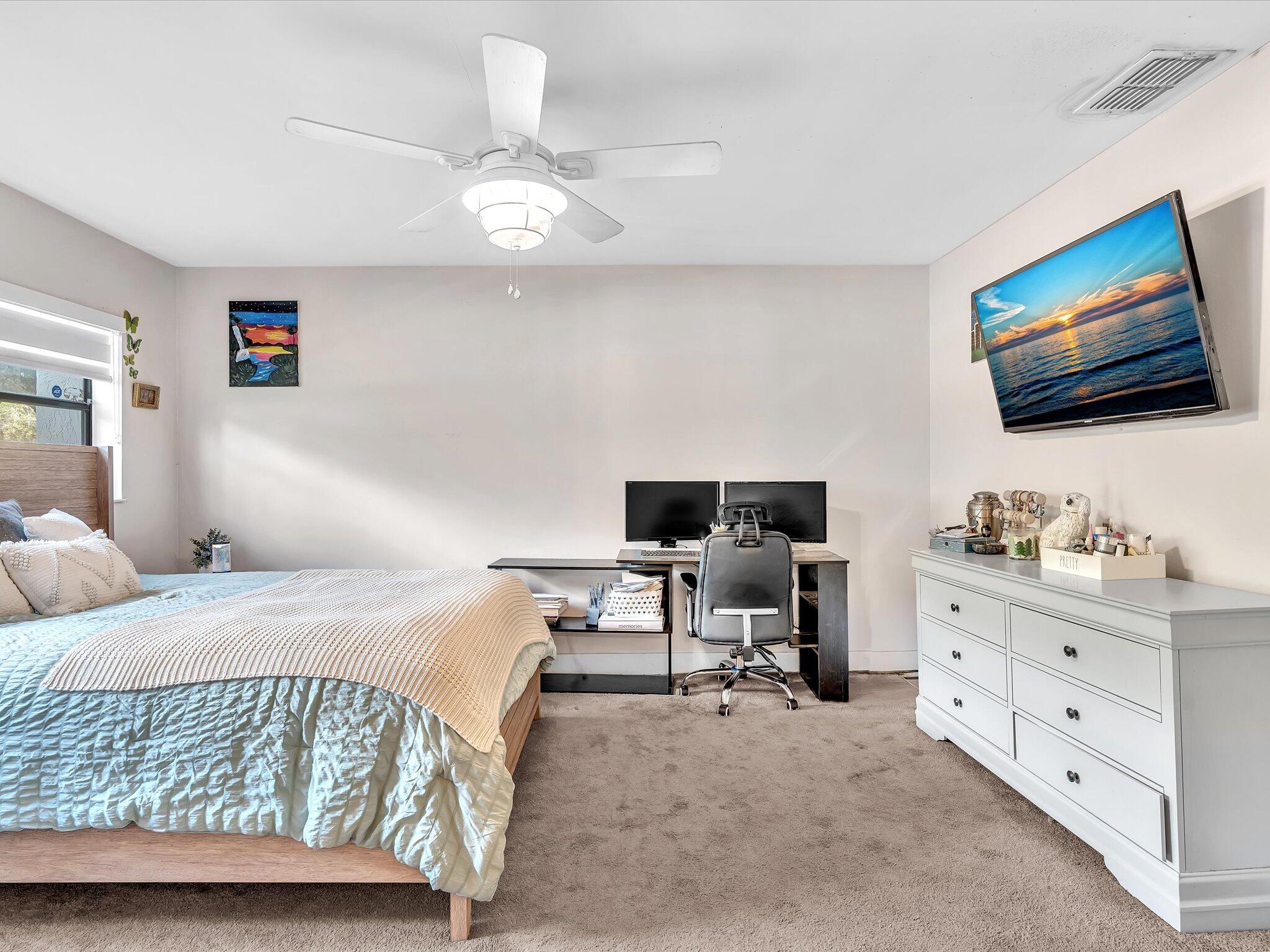 4441 NW 22nd Road 414