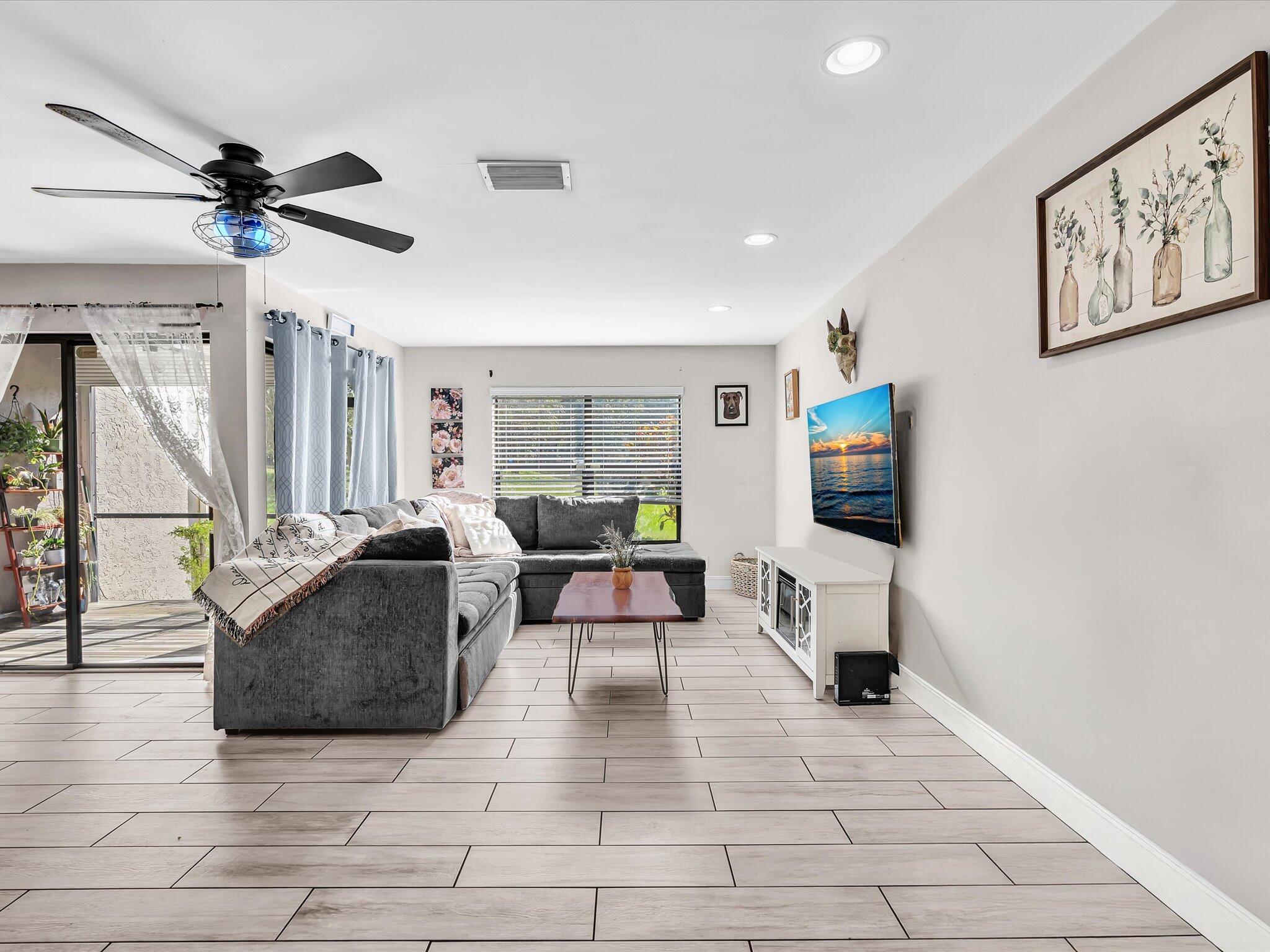 4441 NW 22nd Road 414