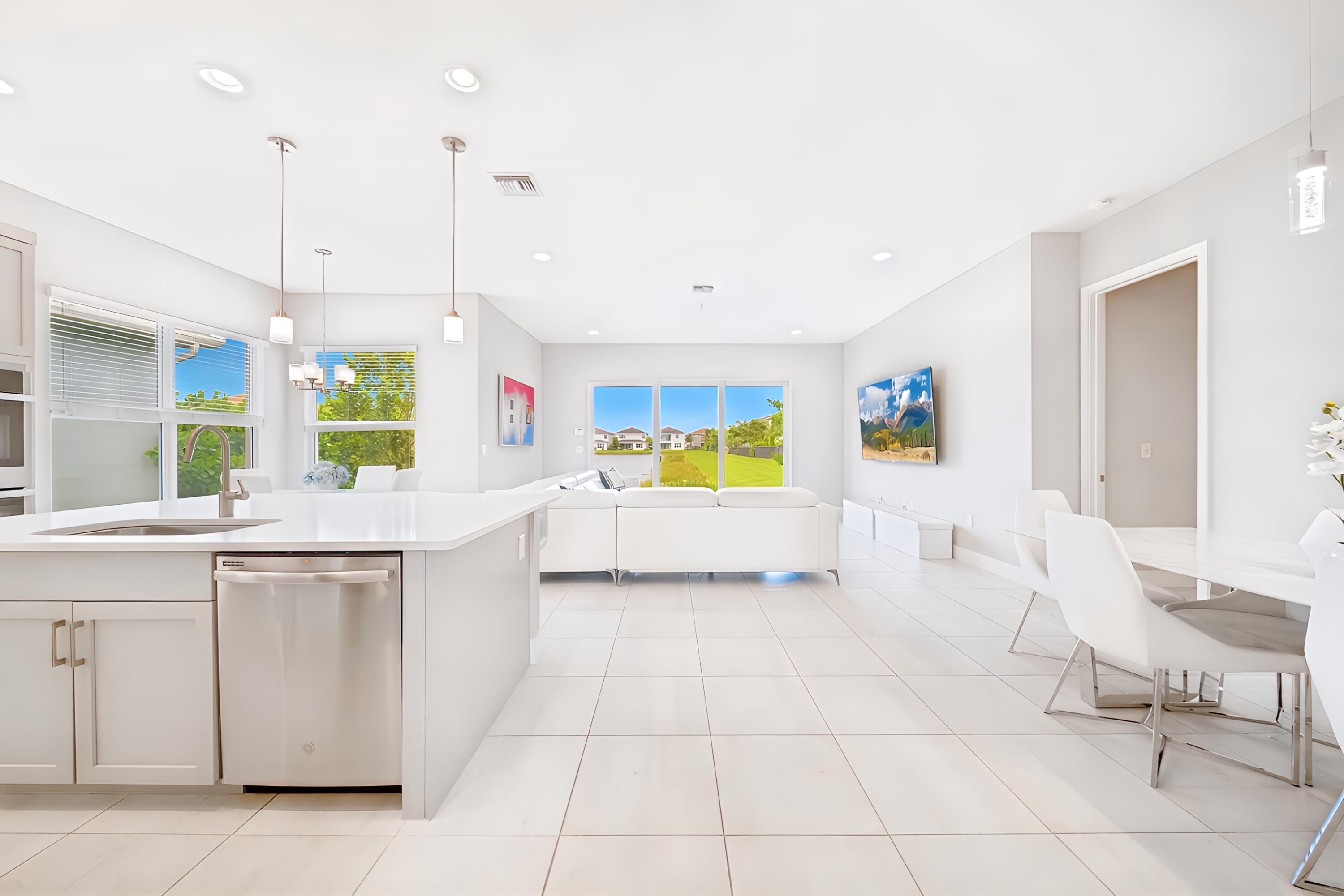 15371 Green River Court