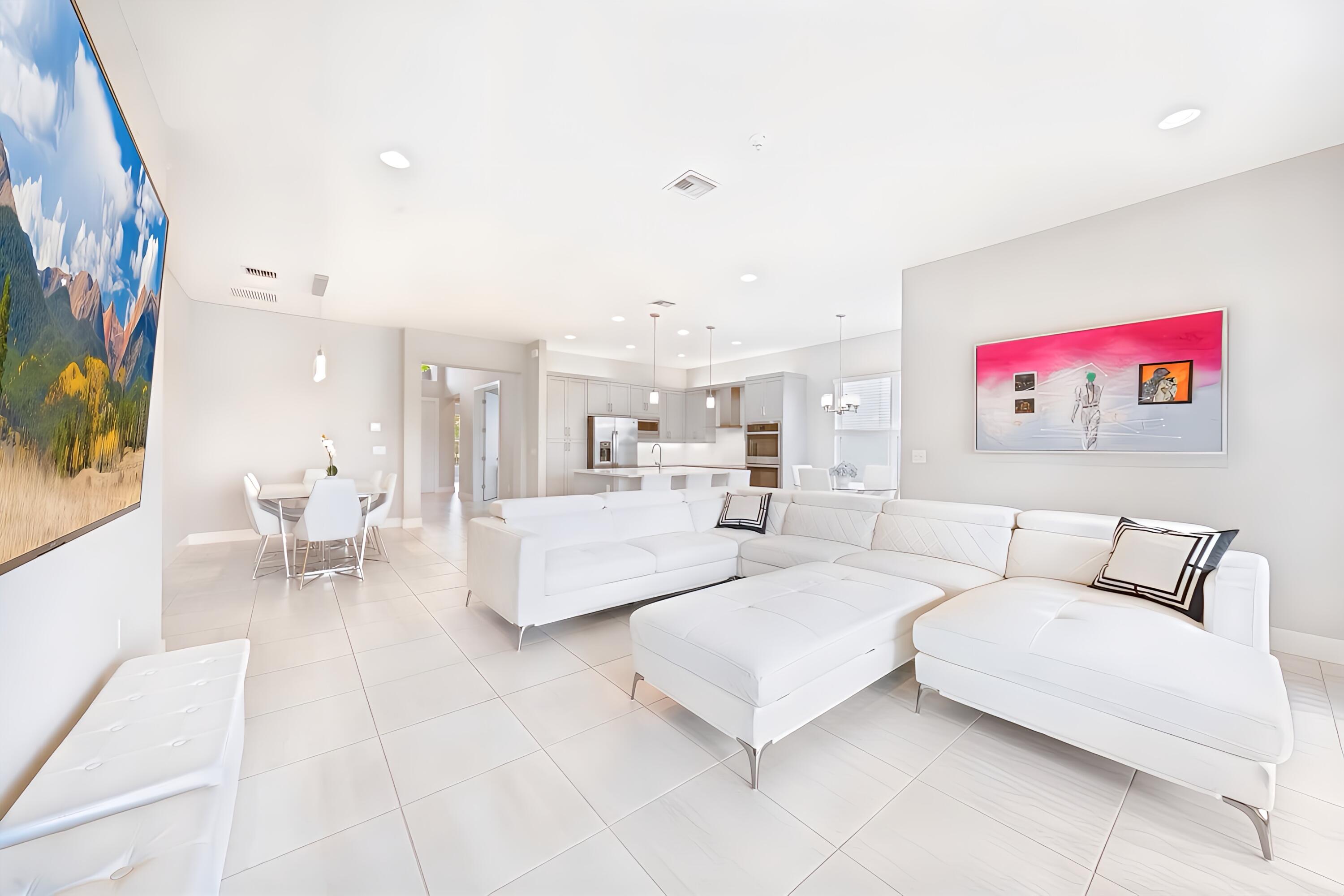 15371 Green River Court
