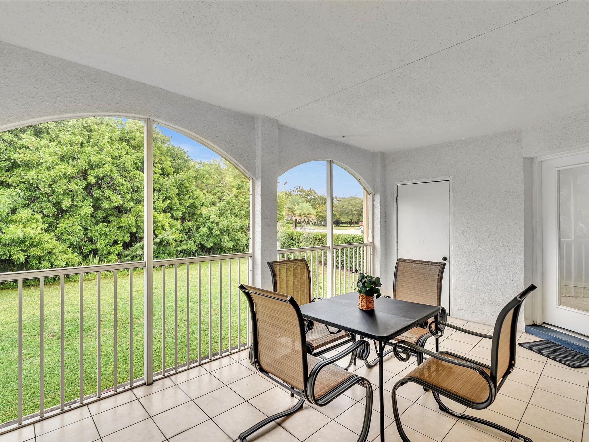 815 W Boynton Beach Boulevard Unit: 16-205