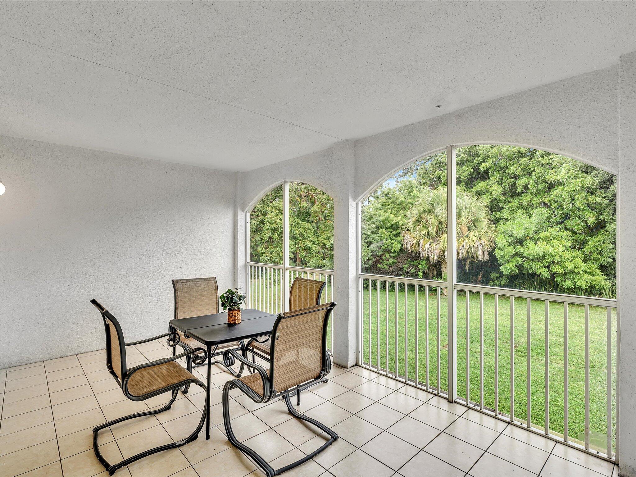 815 W Boynton Beach Boulevard Unit: 16-205
