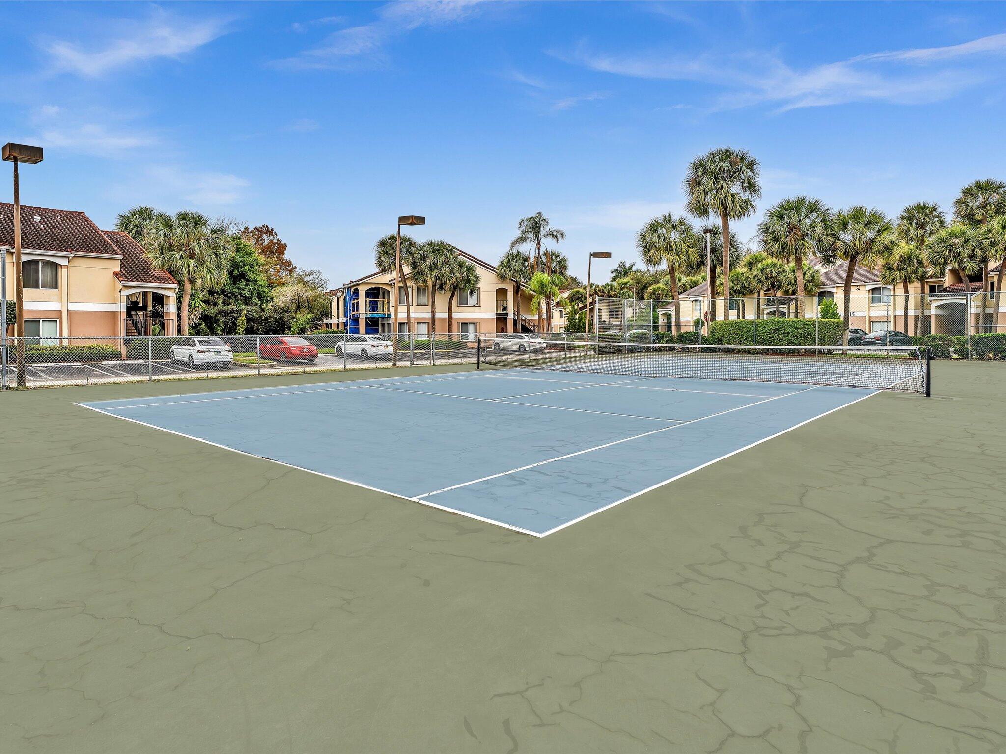 815 W Boynton Beach Boulevard Unit: 16-205