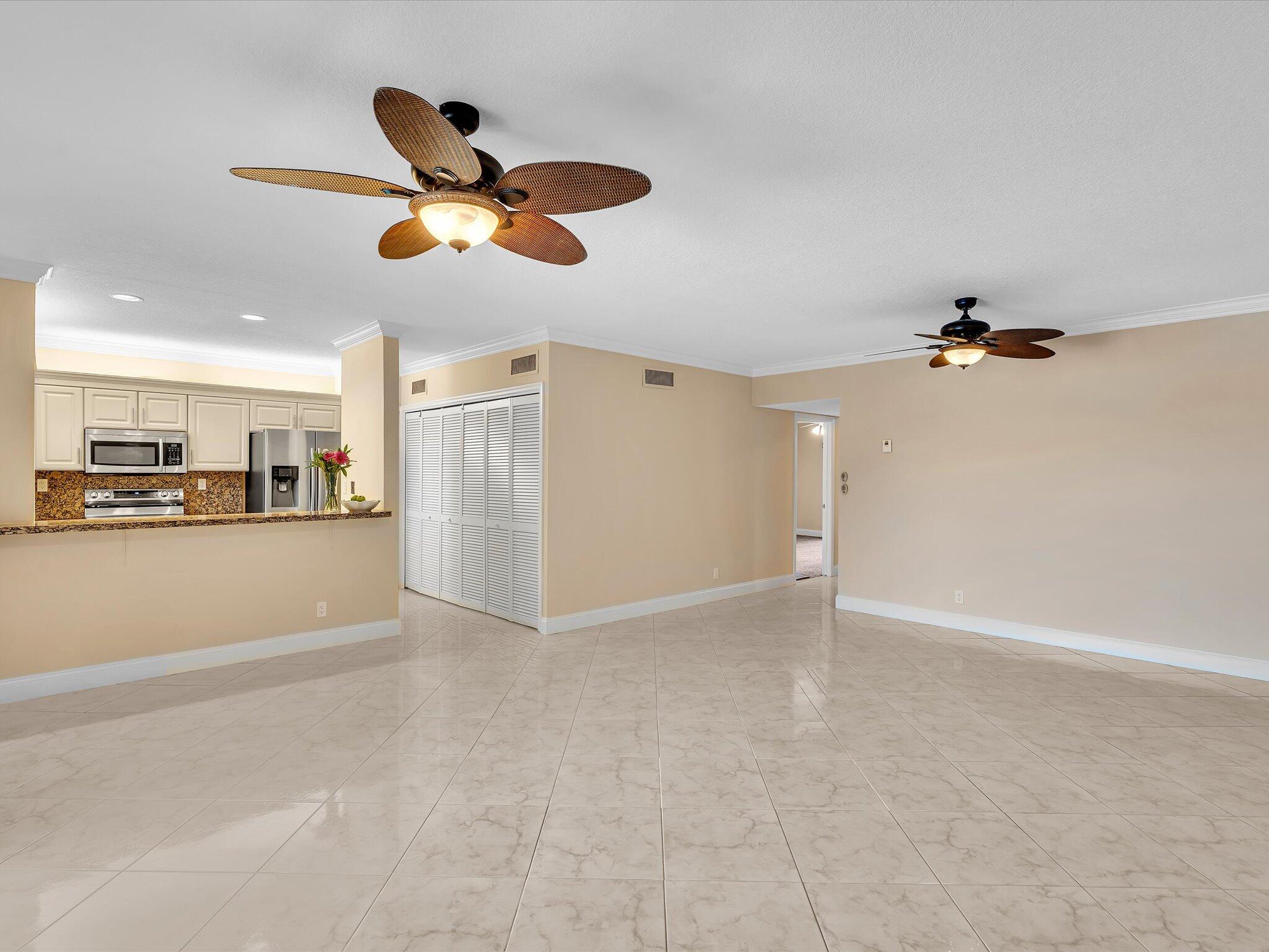 333 SE 20th Avenue 204