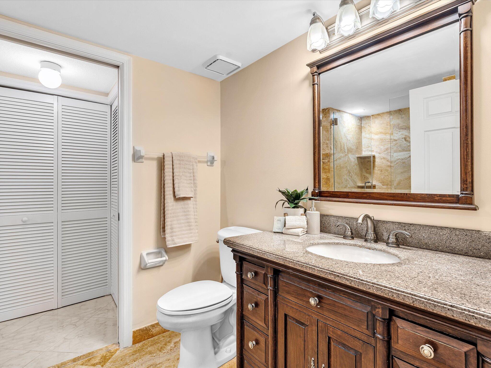 333 SE 20th Avenue 204