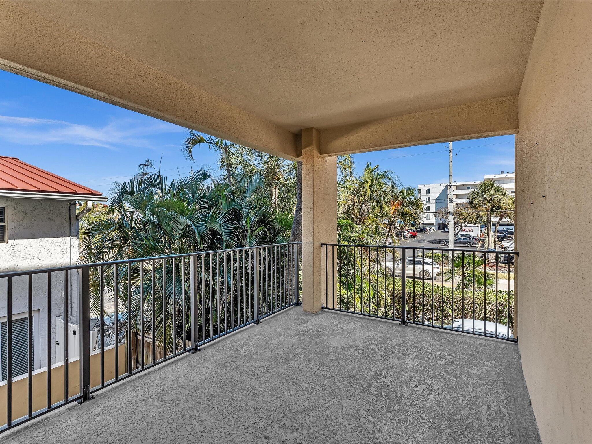 333 SE 20th Avenue 204