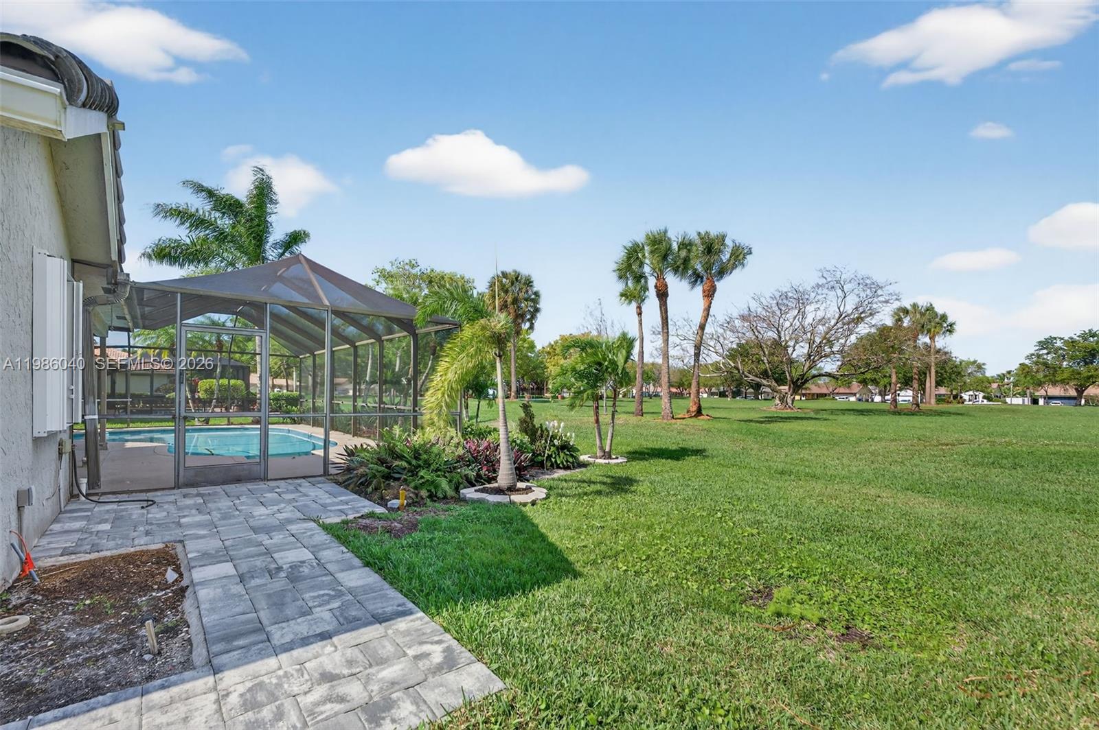 1905 NW 77th Terrace