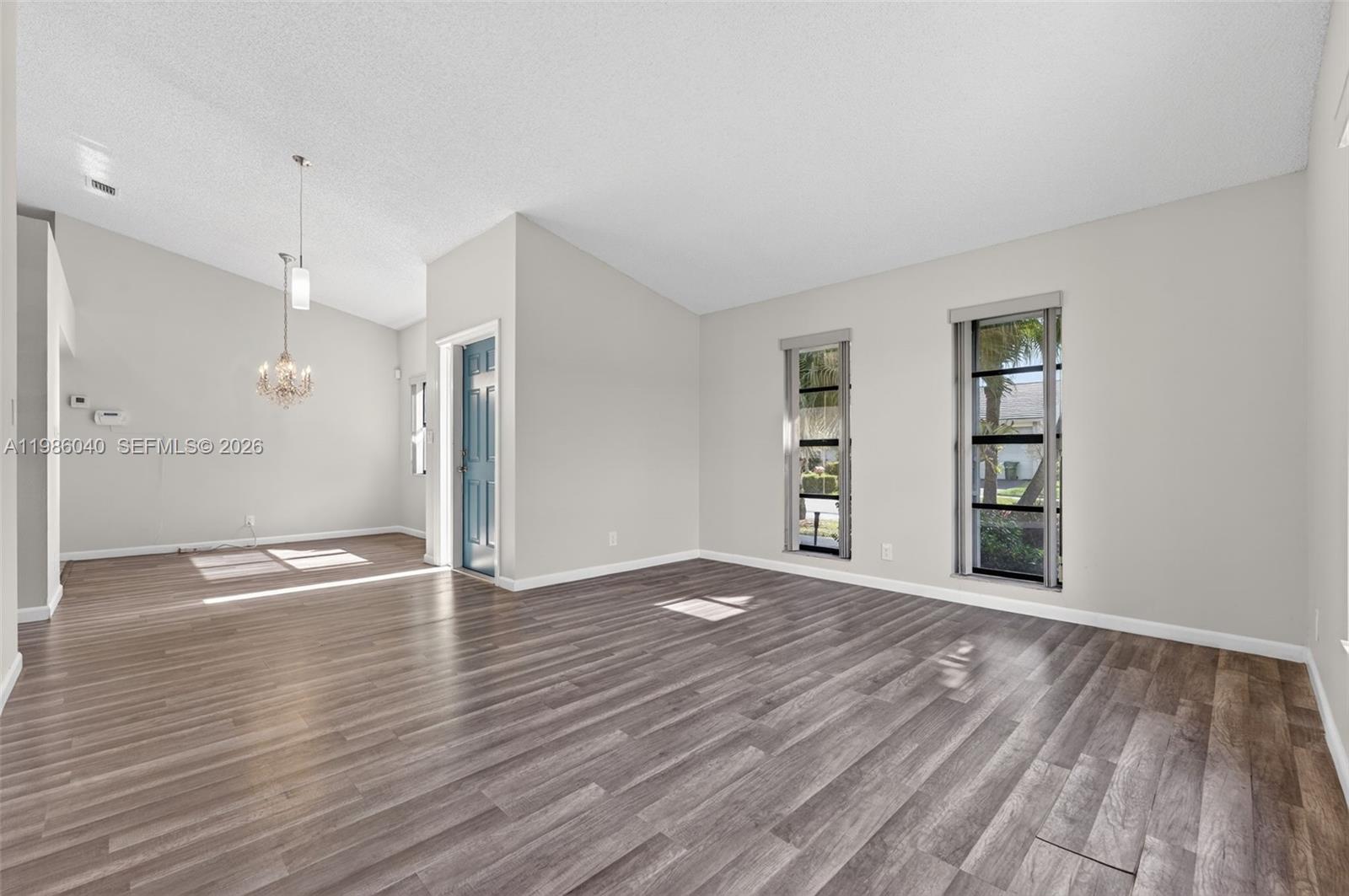 1905 NW 77th Terrace