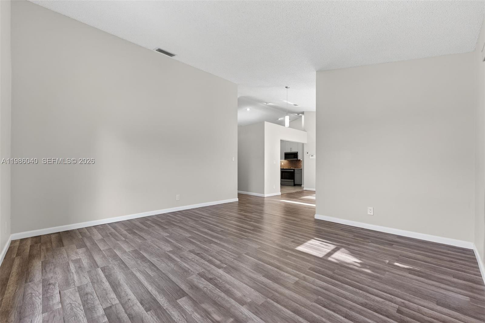 1905 NW 77th Terrace