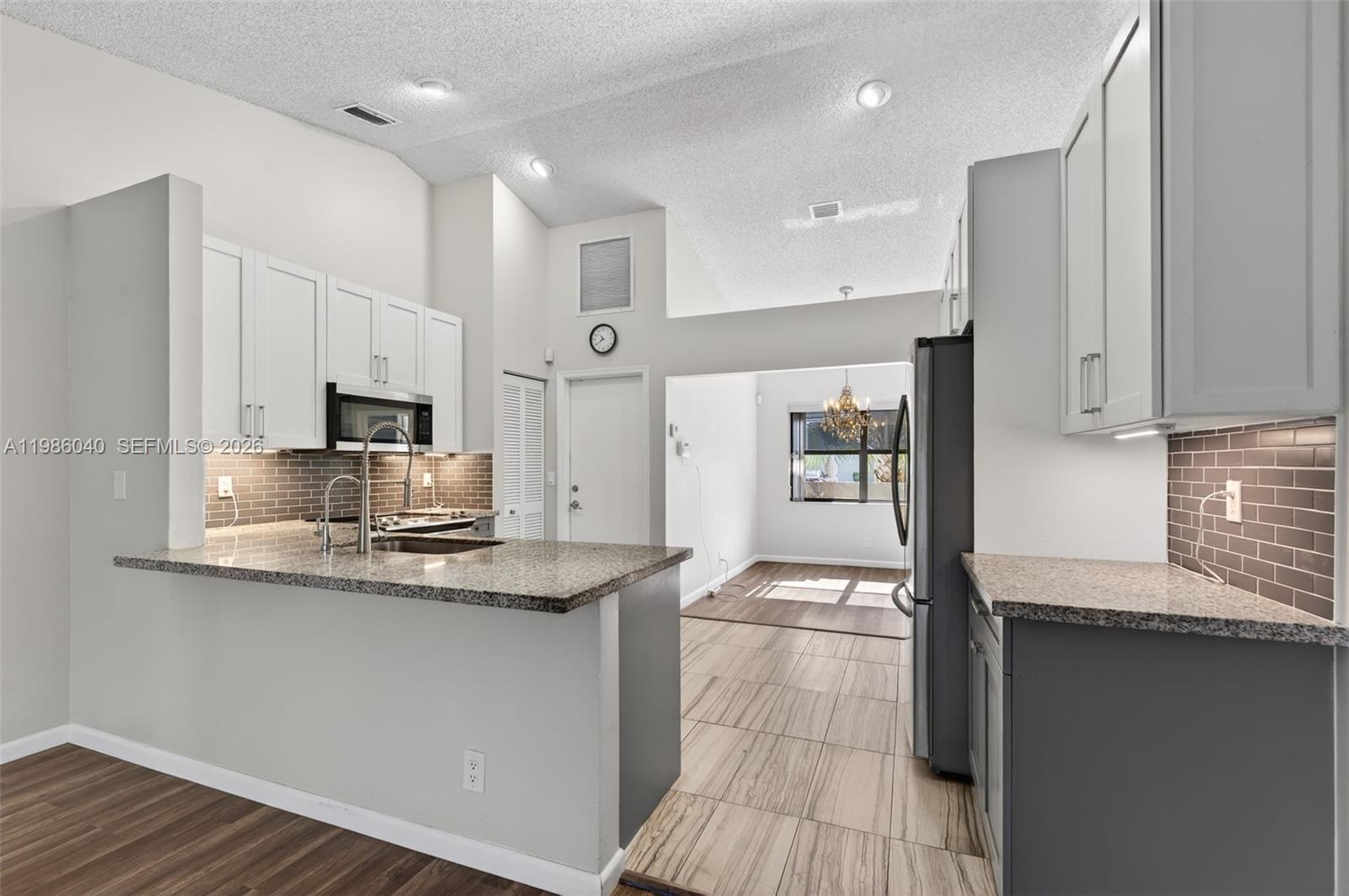 1905 NW 77th Terrace