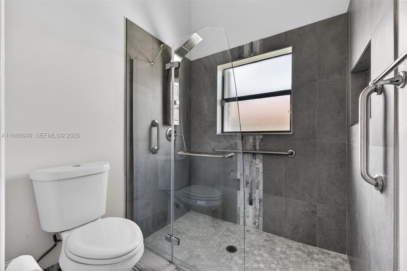 1905 NW 77th Terrace