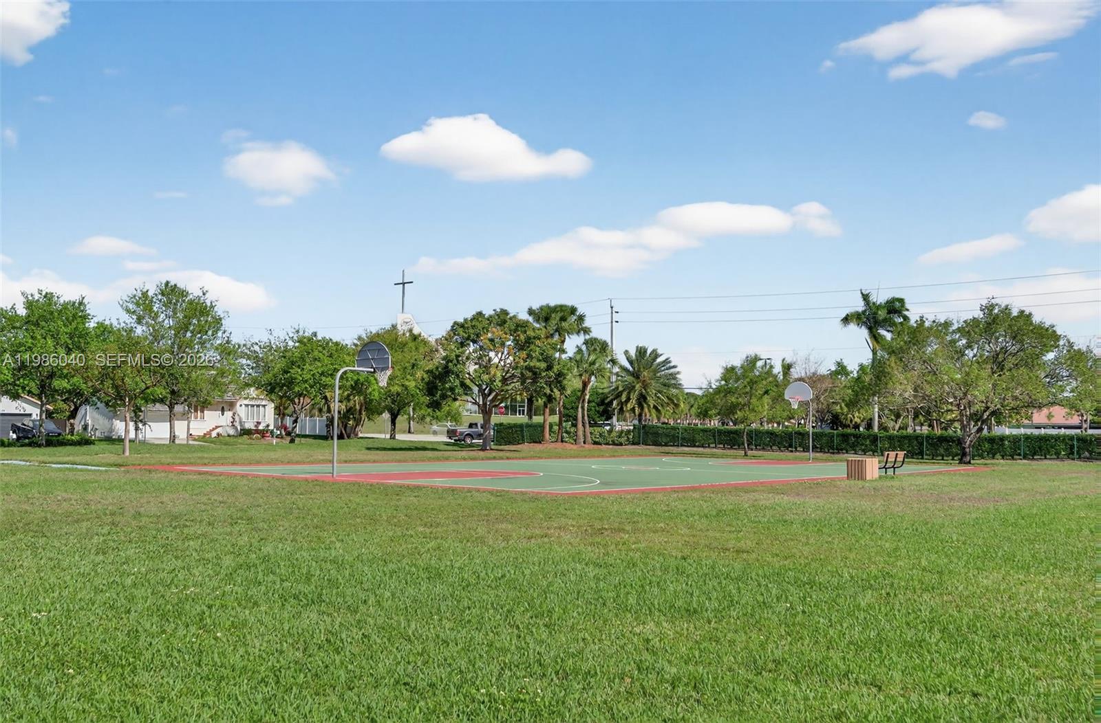 1905 NW 77th Terrace
