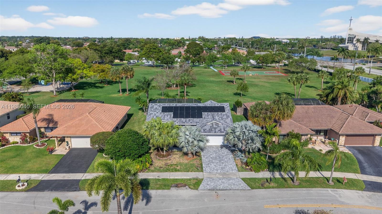 1905 NW 77th Terrace