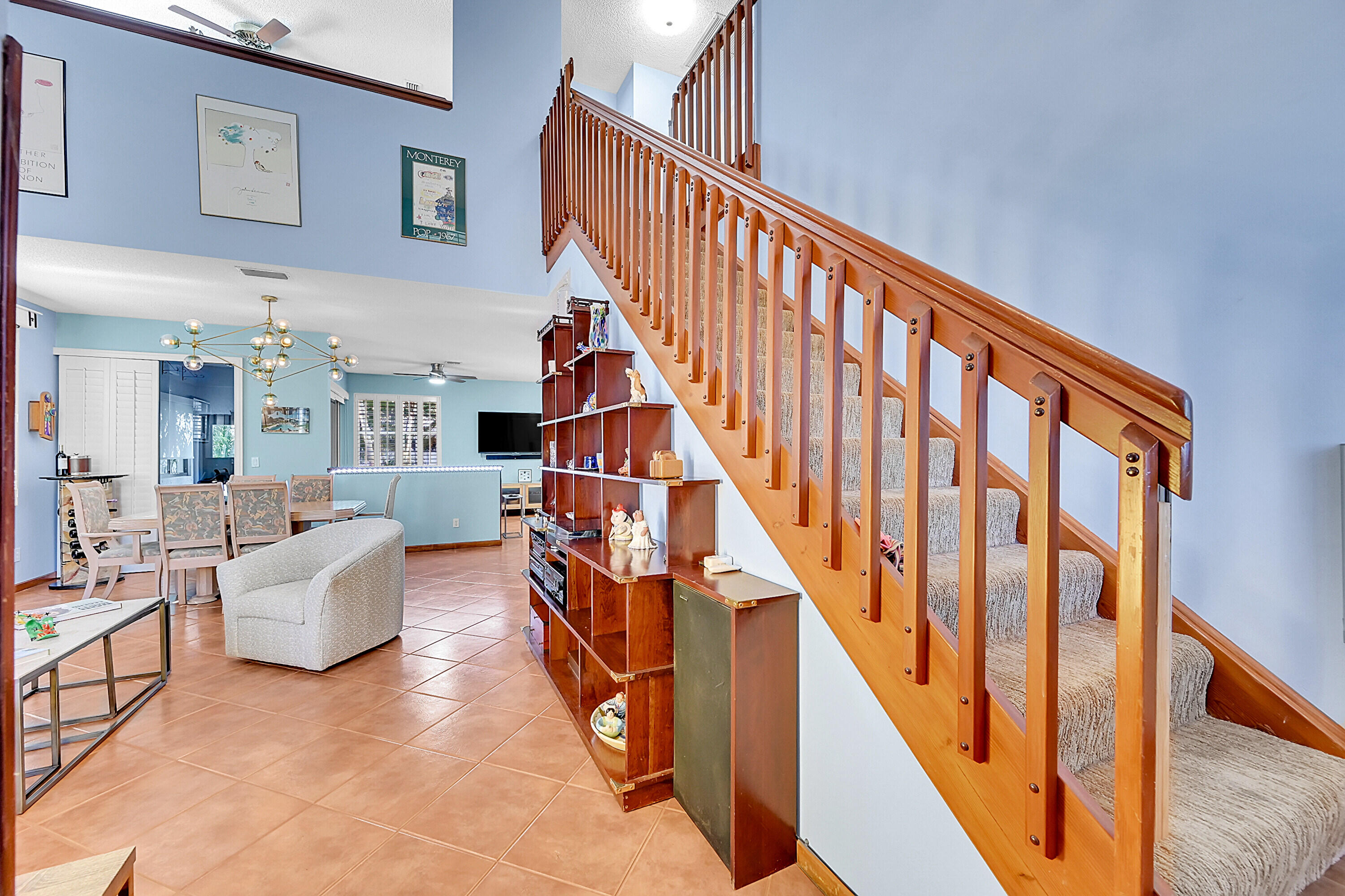 2922 Port Royale Lane S