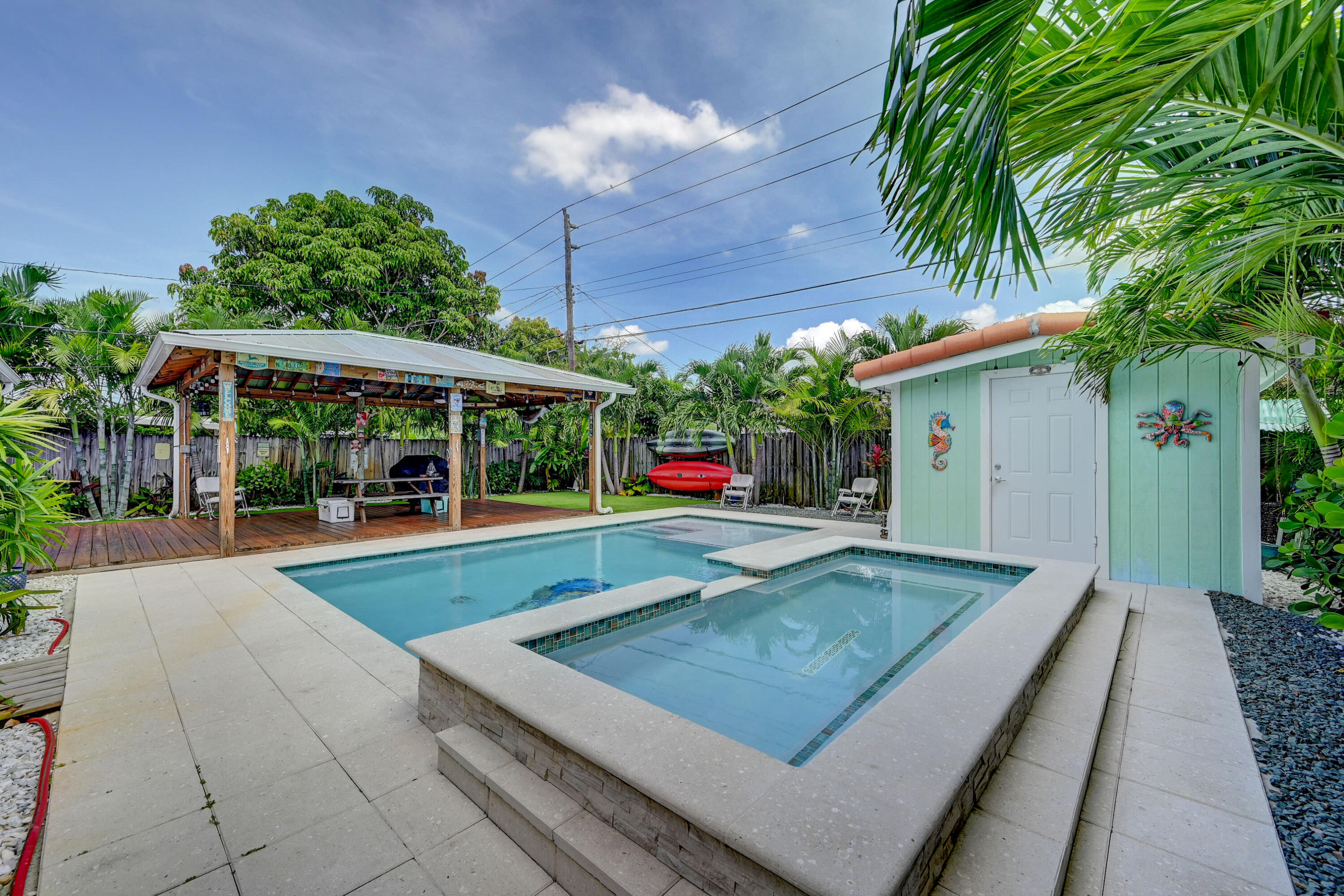 351 NE 41st Street