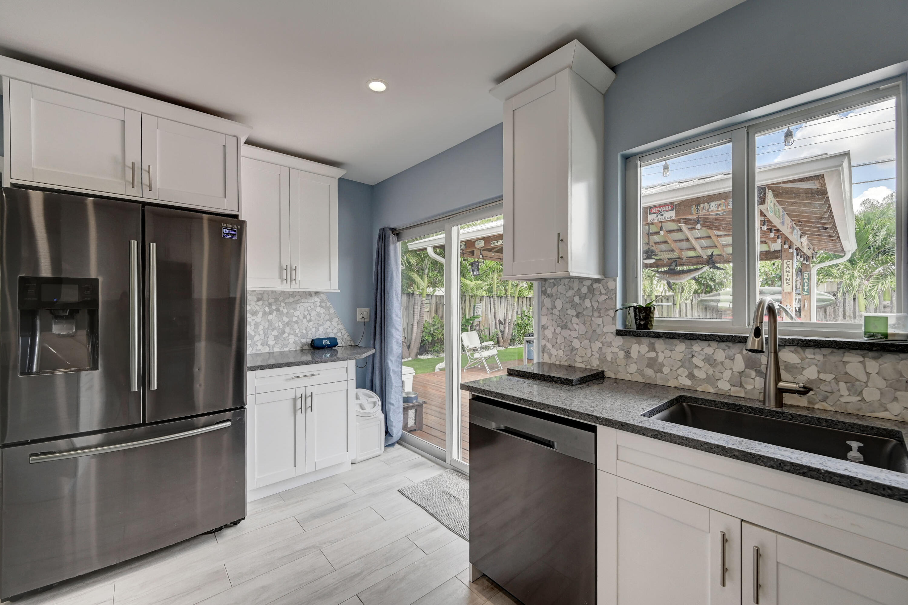 351 NE 41st Street
