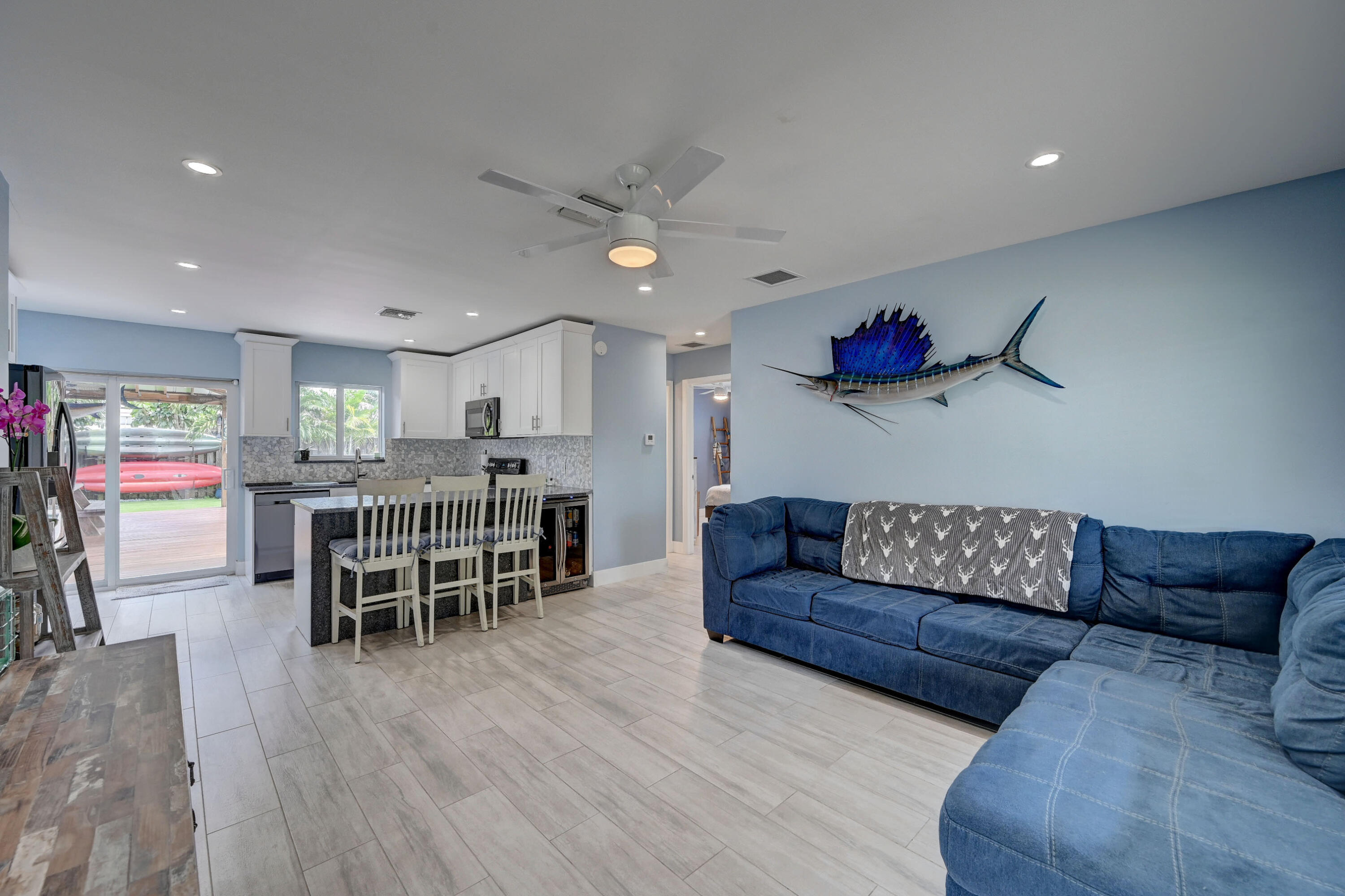 351 NE 41st Street