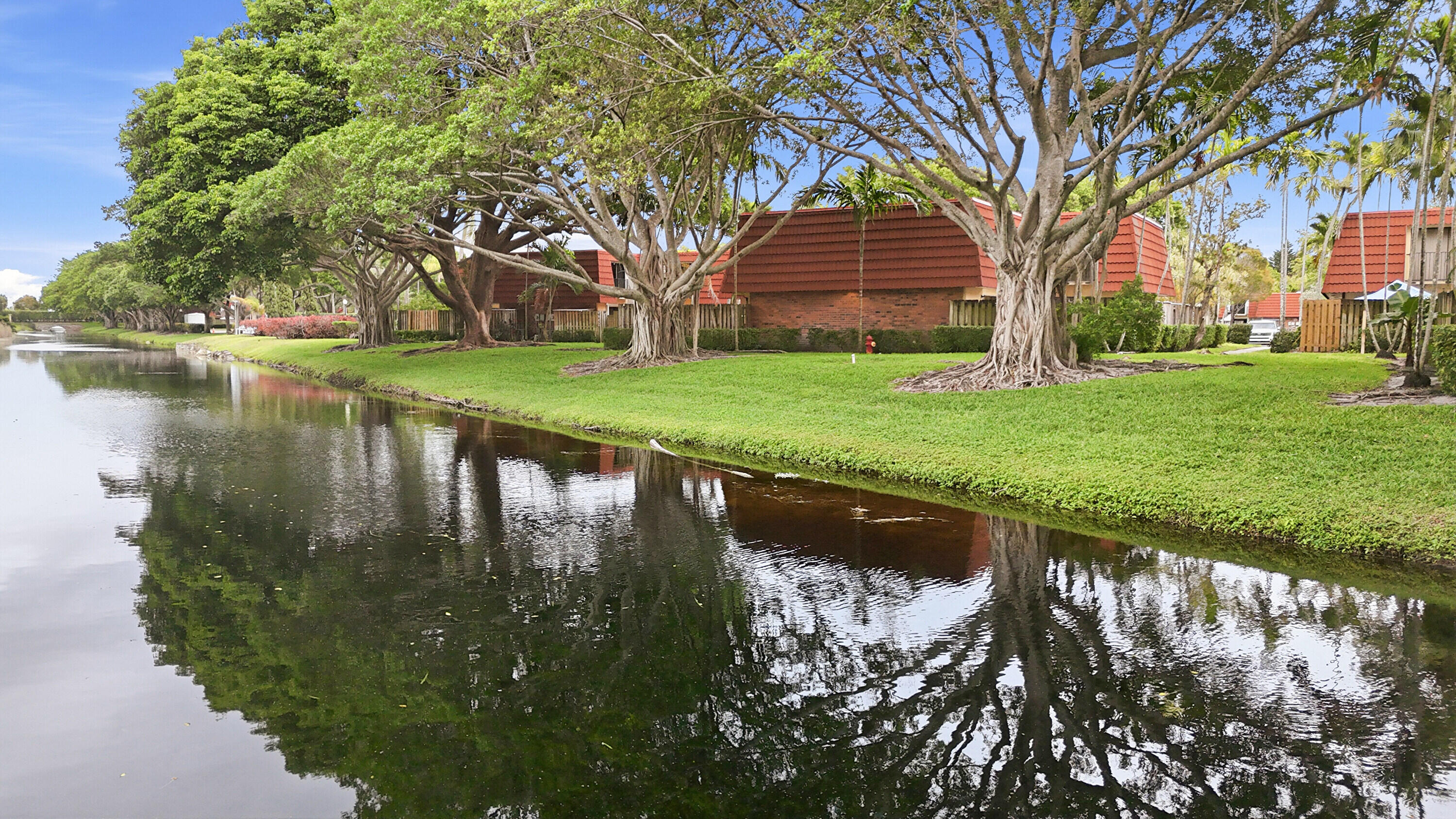 9972 NW 6th Court