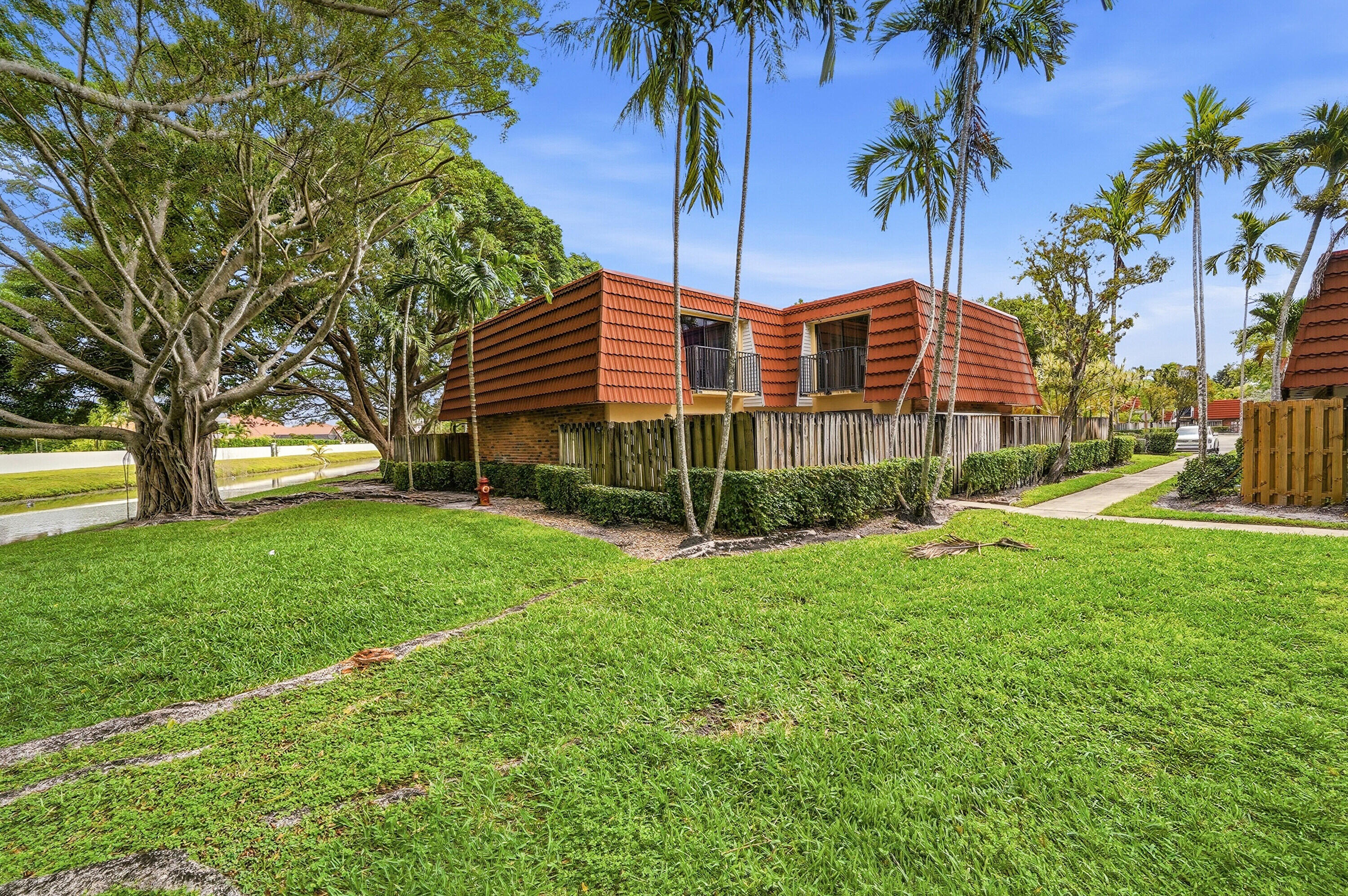 9972 NW 6th Court