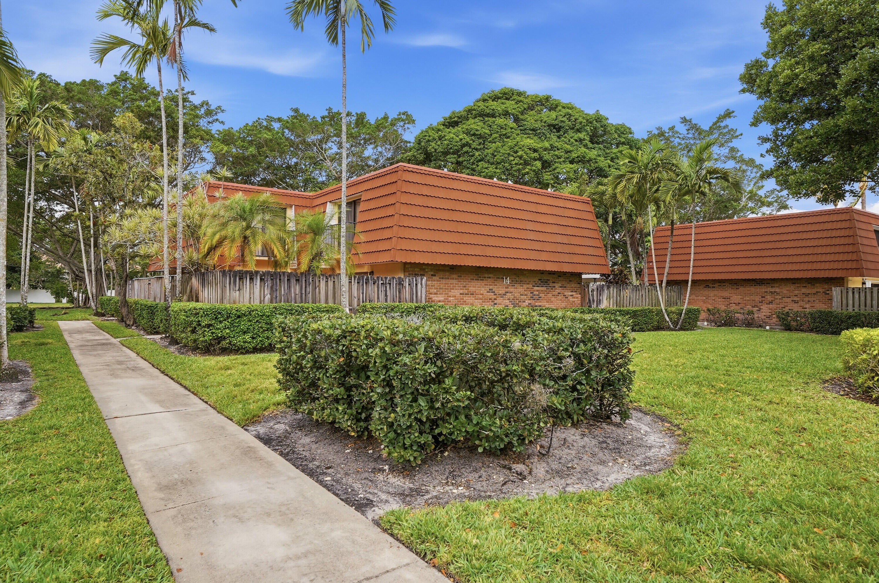 9972 NW 6th Court