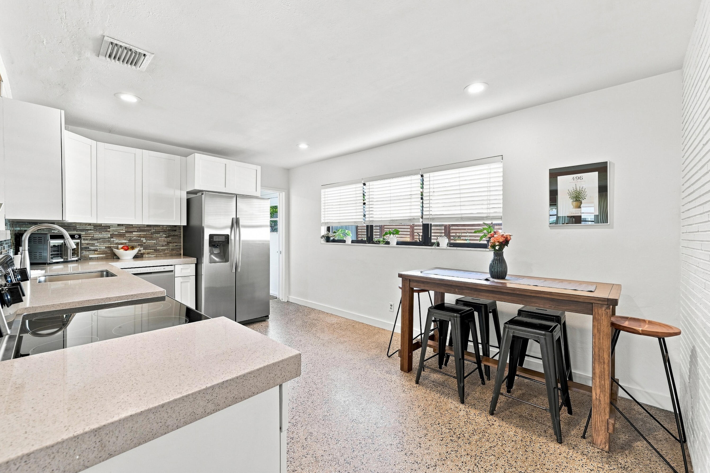 496 NW 47TH Court