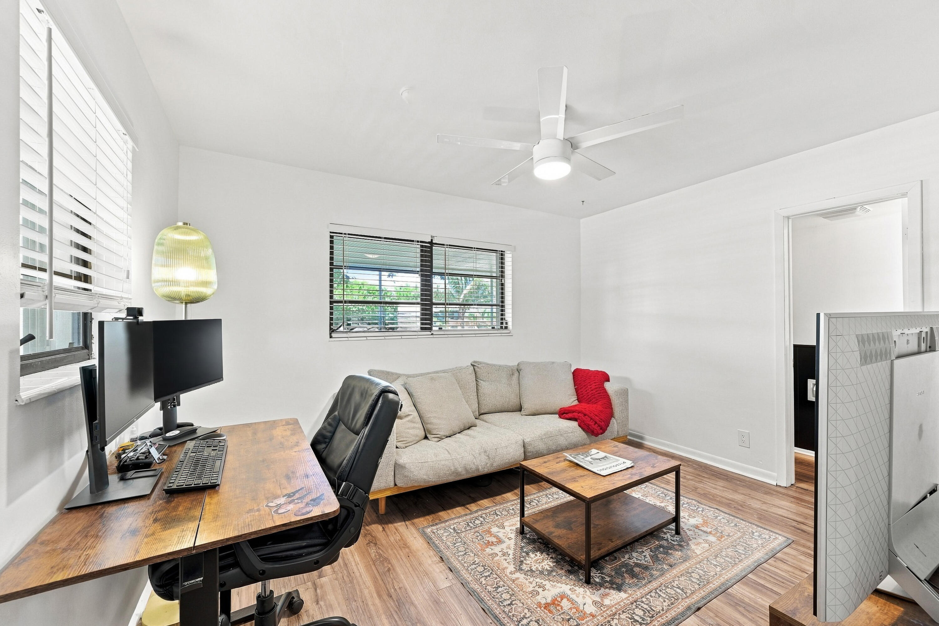 496 NW 47TH Court
